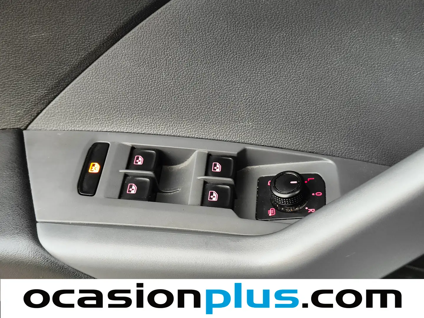 Foto Volkswagen T-Cross Volkswagen T-Cross Advance 1.0 TSI (110 CV) DSG