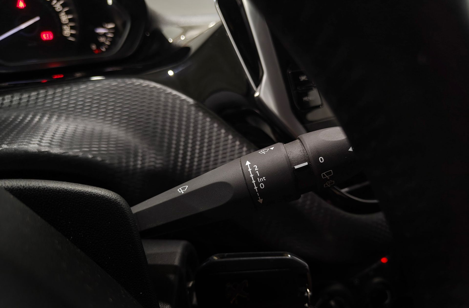 Peugeot 208 PureTech 82 Style - foto 27