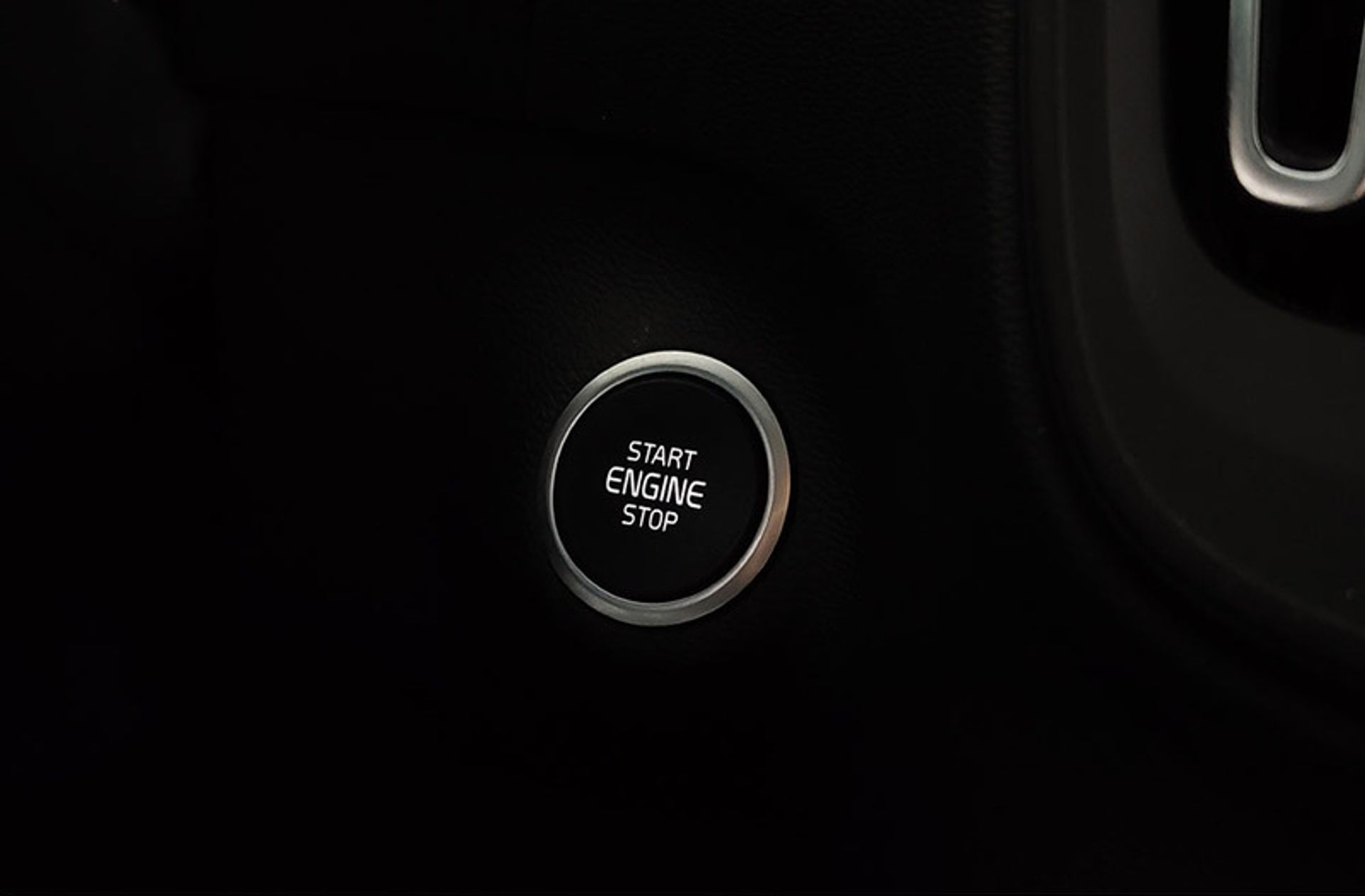 Volvo XC40 T2 Essential - foto 29