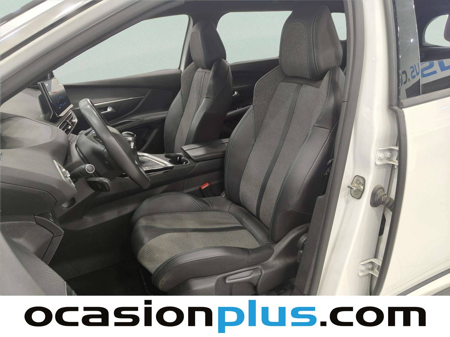 Foto asientos traseros Peugeot 5008 Peugeot 5008 PureTech 130 S&S Allure Pack (130 CV) 7 Plazas