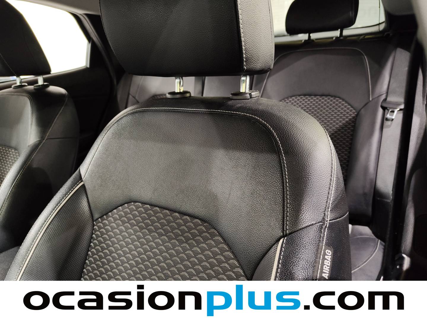 Foto KIA XCeed Kia XCeed 1.5 MHEV Tech DCT (160 CV)