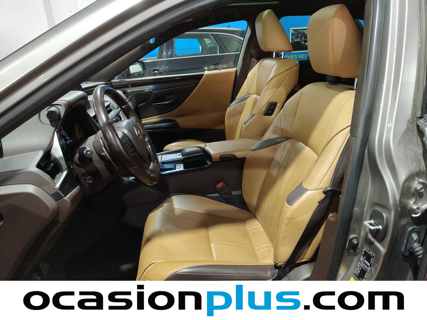 Foto asientos delanteros Lexus ES Lexus ES 300h Luxury (218 CV)