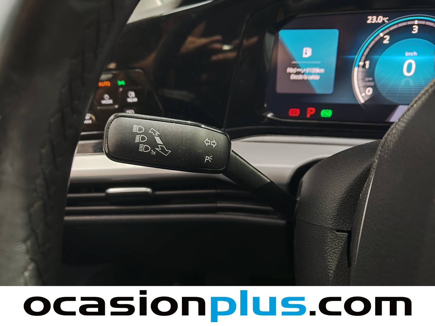 Foto Volkswagen Golf Volkswagen Golf Life 2.0 TDI (115 CV) DSG