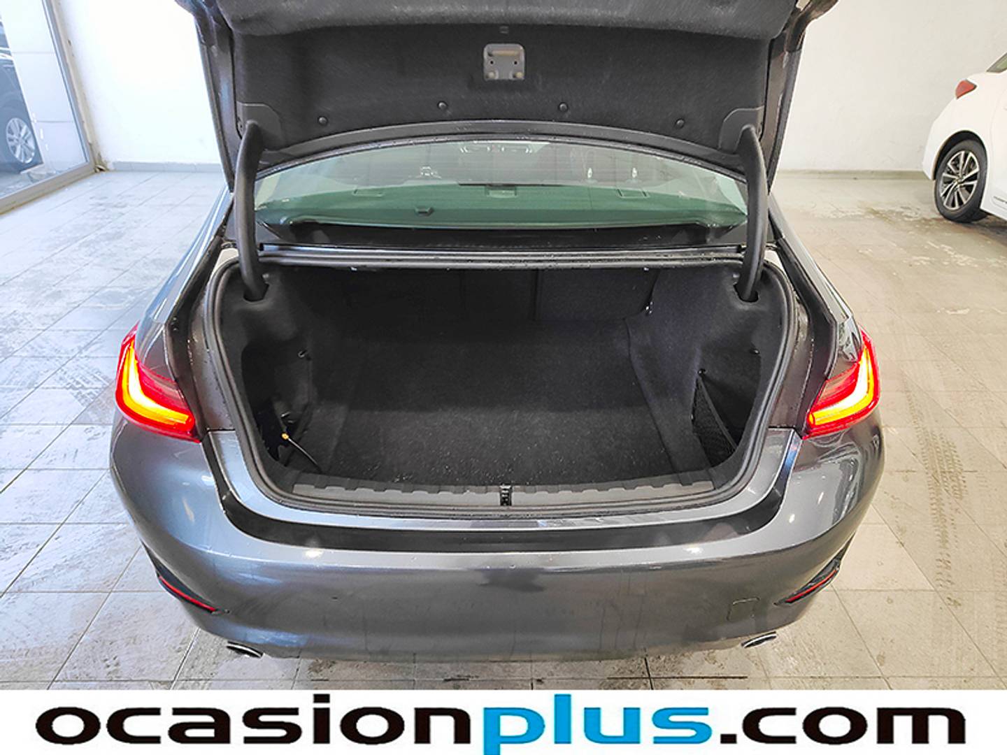 Foto BMW Serie 3 BMW Serie 3 318d (150 CV)