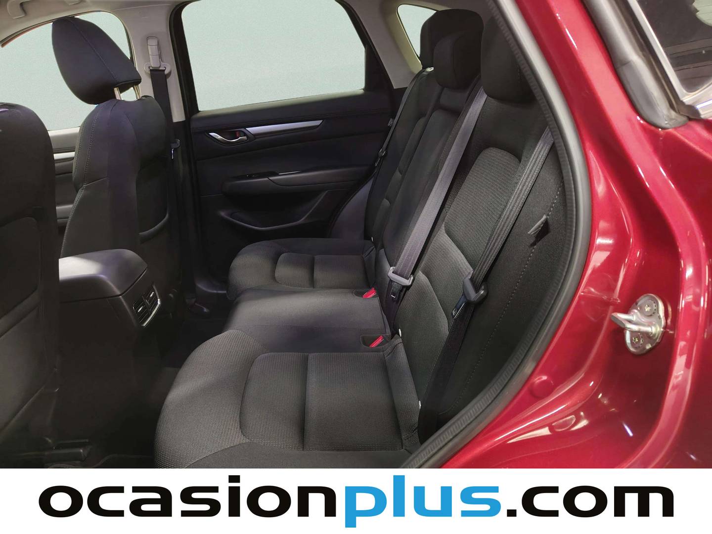 Foto asientos traseros Mazda CX-5 Mazda CX-5 2.0 E-SKYACTIV-G MHEV Advantage (165 CV)