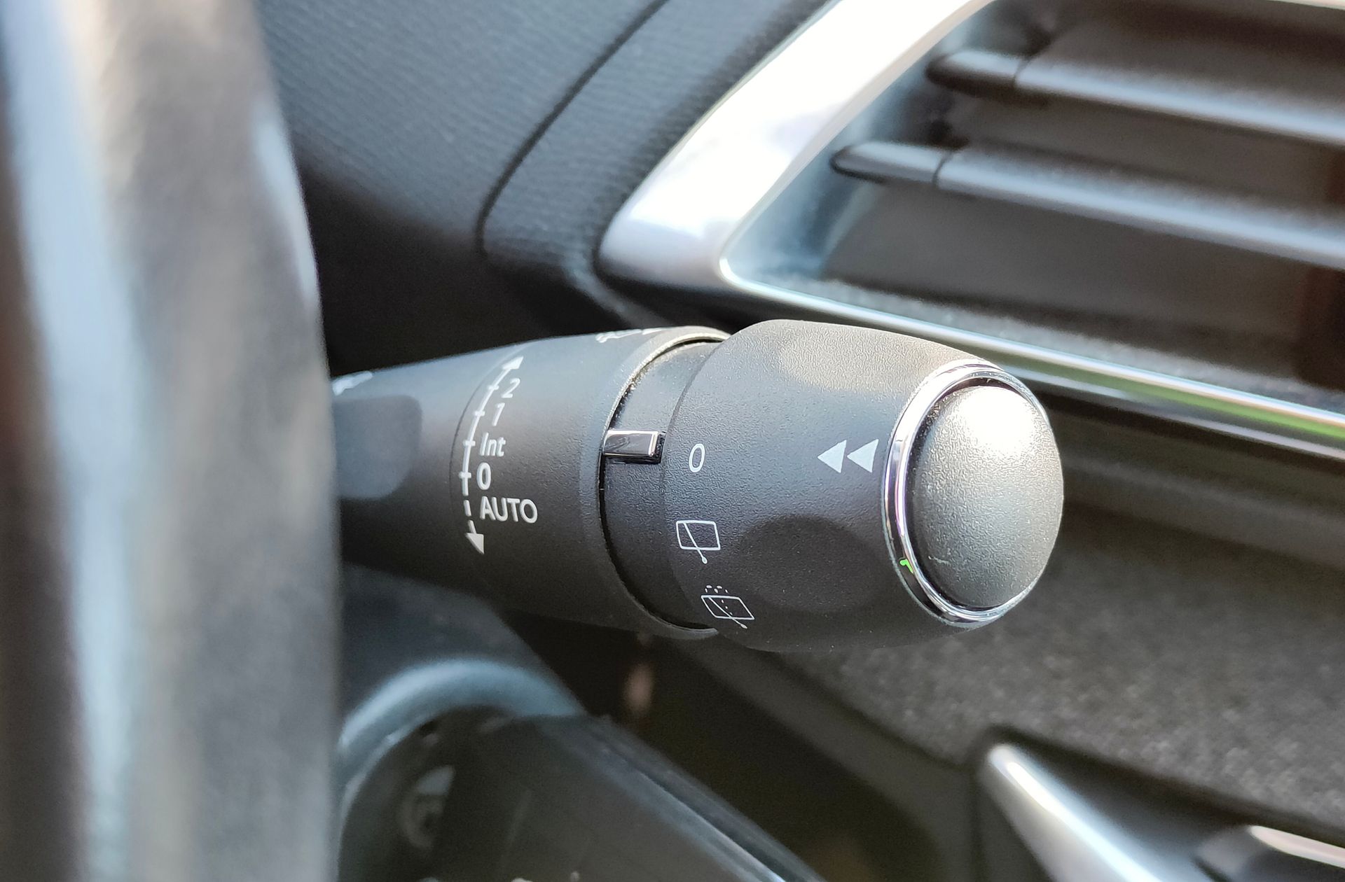 Peugeot 5008 BlueHDi 120 Allure EAT6 7 plazas - foto 28