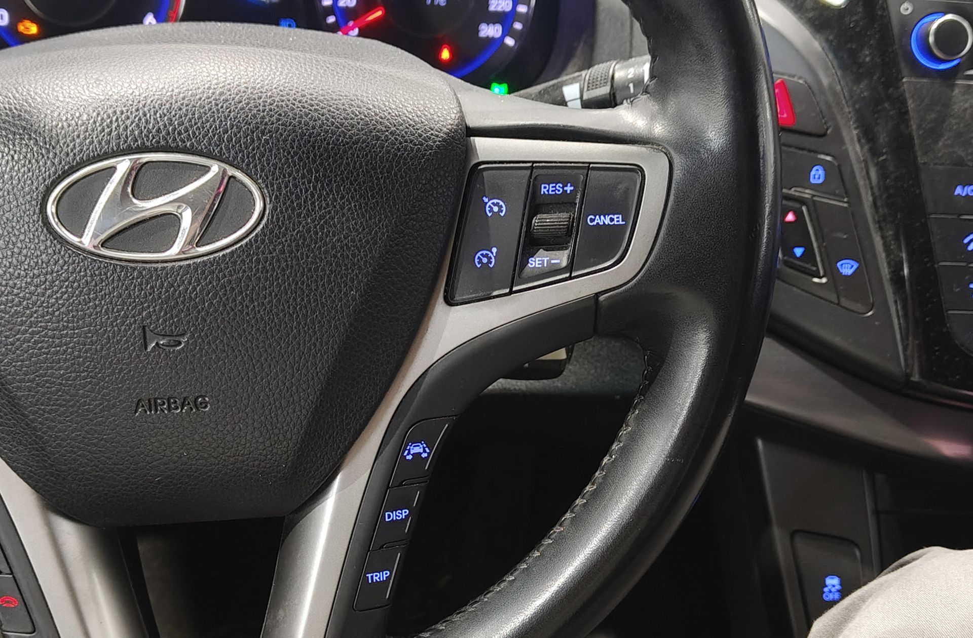 Hyundai i40 1.7 CRDi BlueDrive Tecno - foto 23