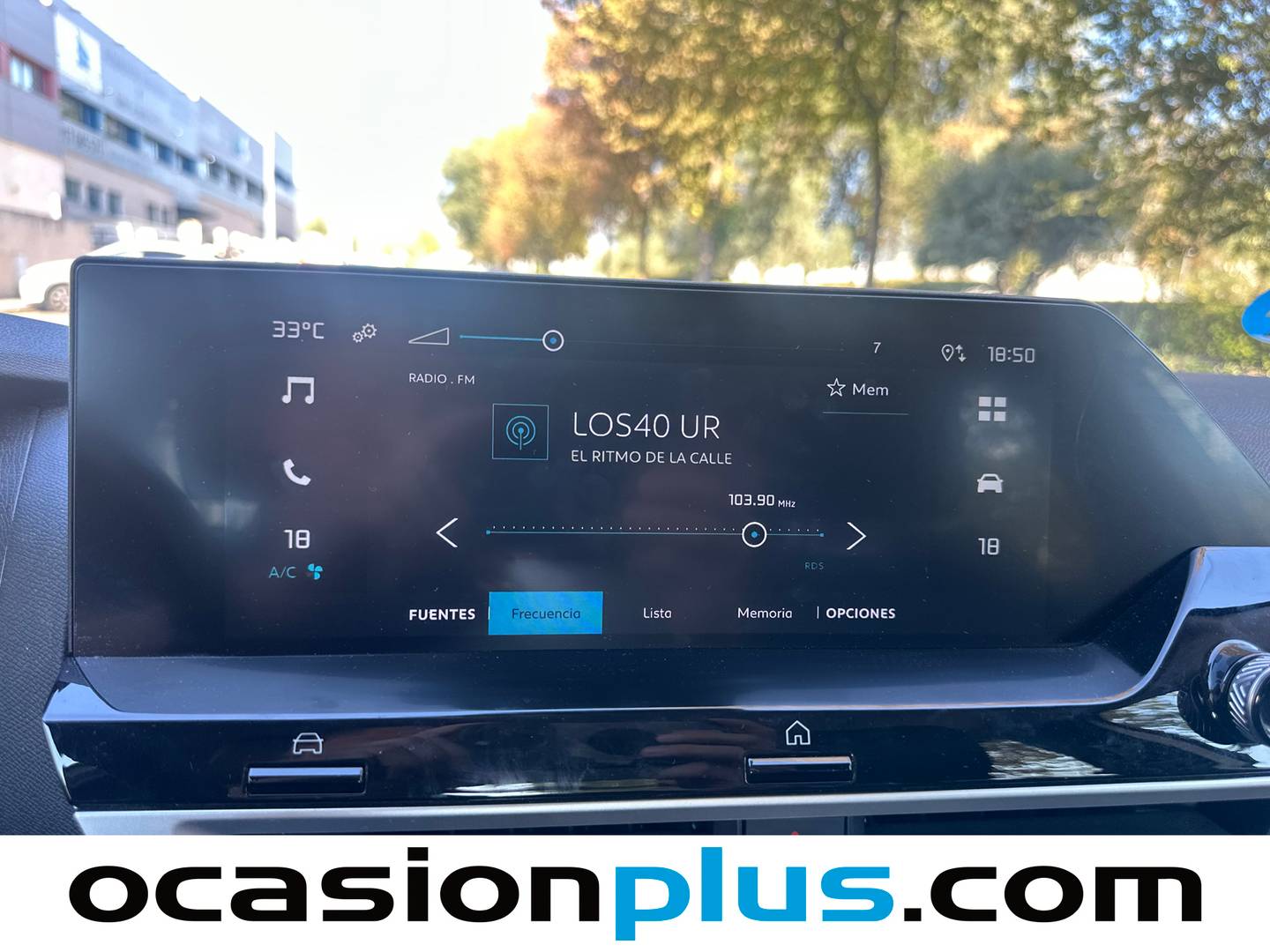 Citroën C4 X Citroën C4 X Hybrid 136 e-DCS6 Plus (136 CV) automático