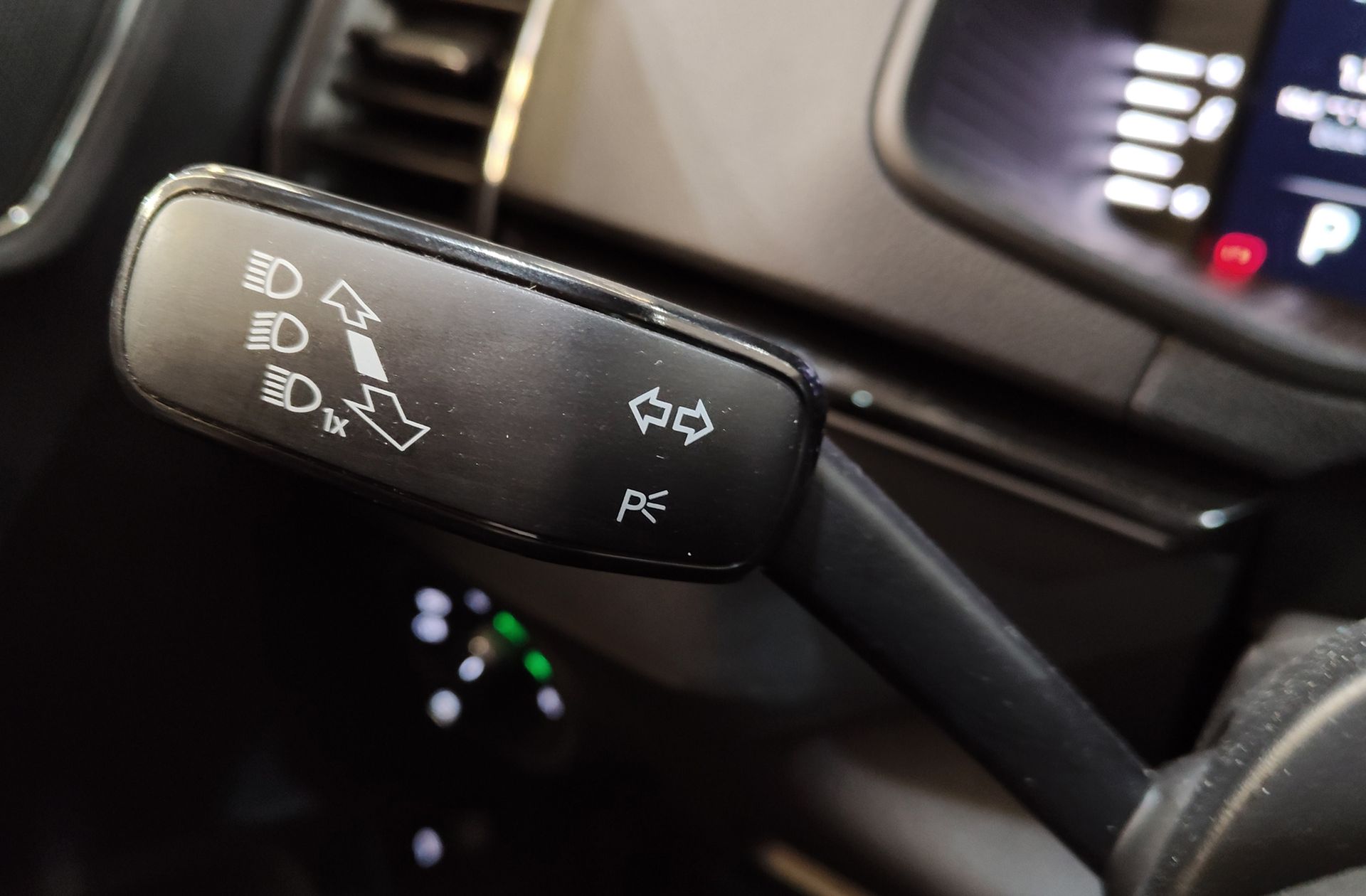 Škoda Karoq 1.5 TSI ACT Design DSG - foto 29