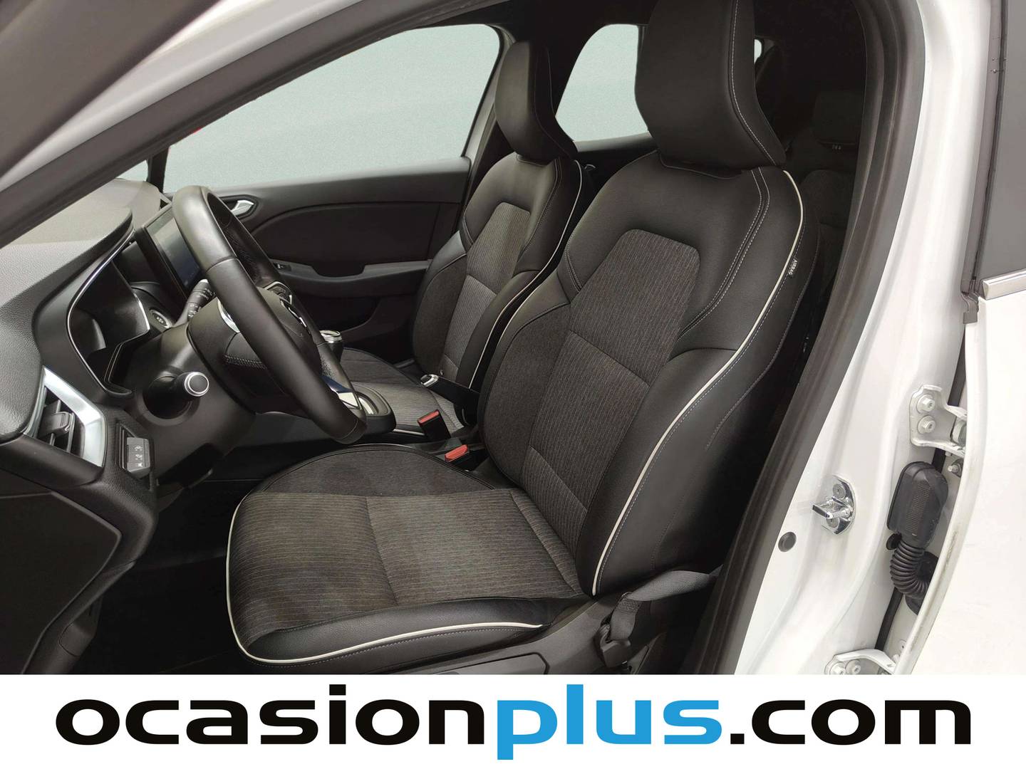 Foto asientos delanteros Renault Clio Renault Clio Zen TCe (100 CV)