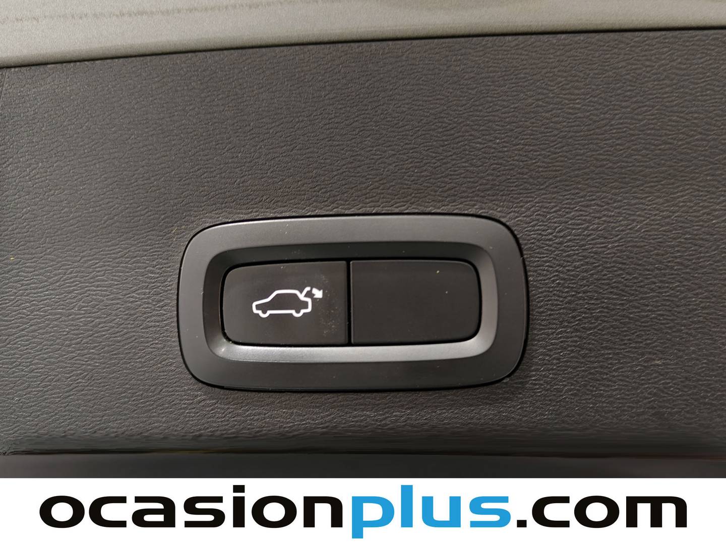 Accesorios del Volvo XC40 Volvo XC40 T3 Business Plus (163 CV)