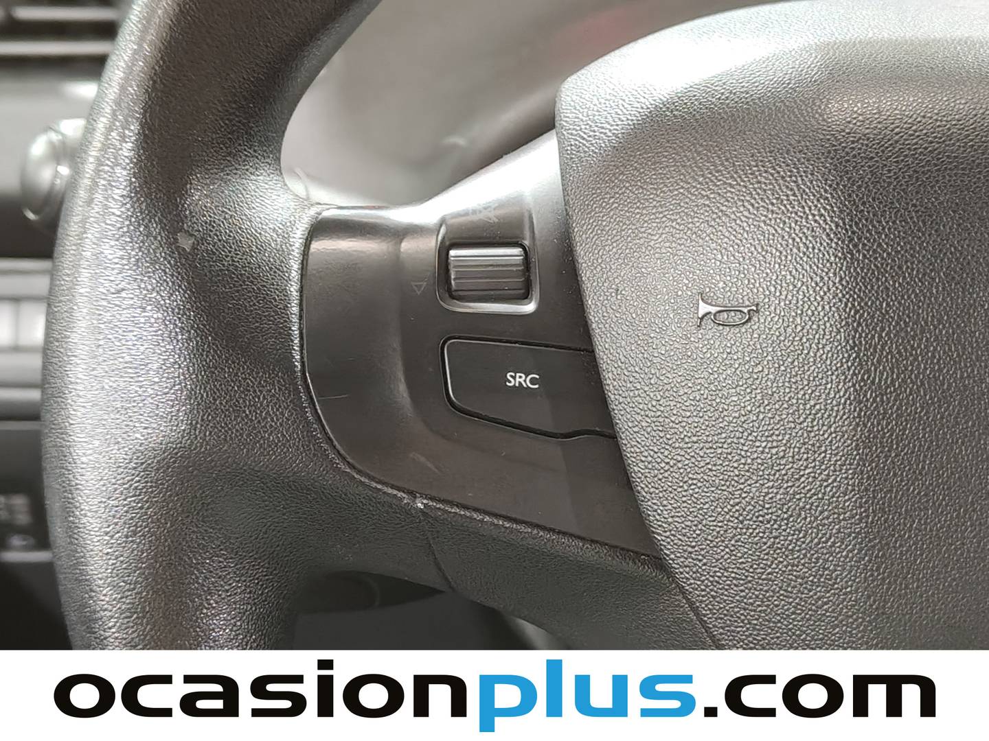 Equipamiento del Peugeot 208 Peugeot 208 1.2 VTi Active (82 CV)