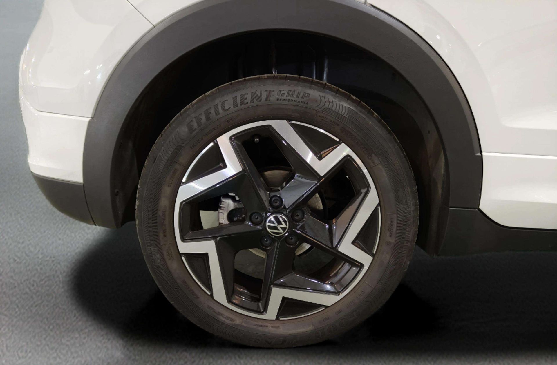 Volkswagen T-Cross R-Line 1.0 TSI - foto 30
