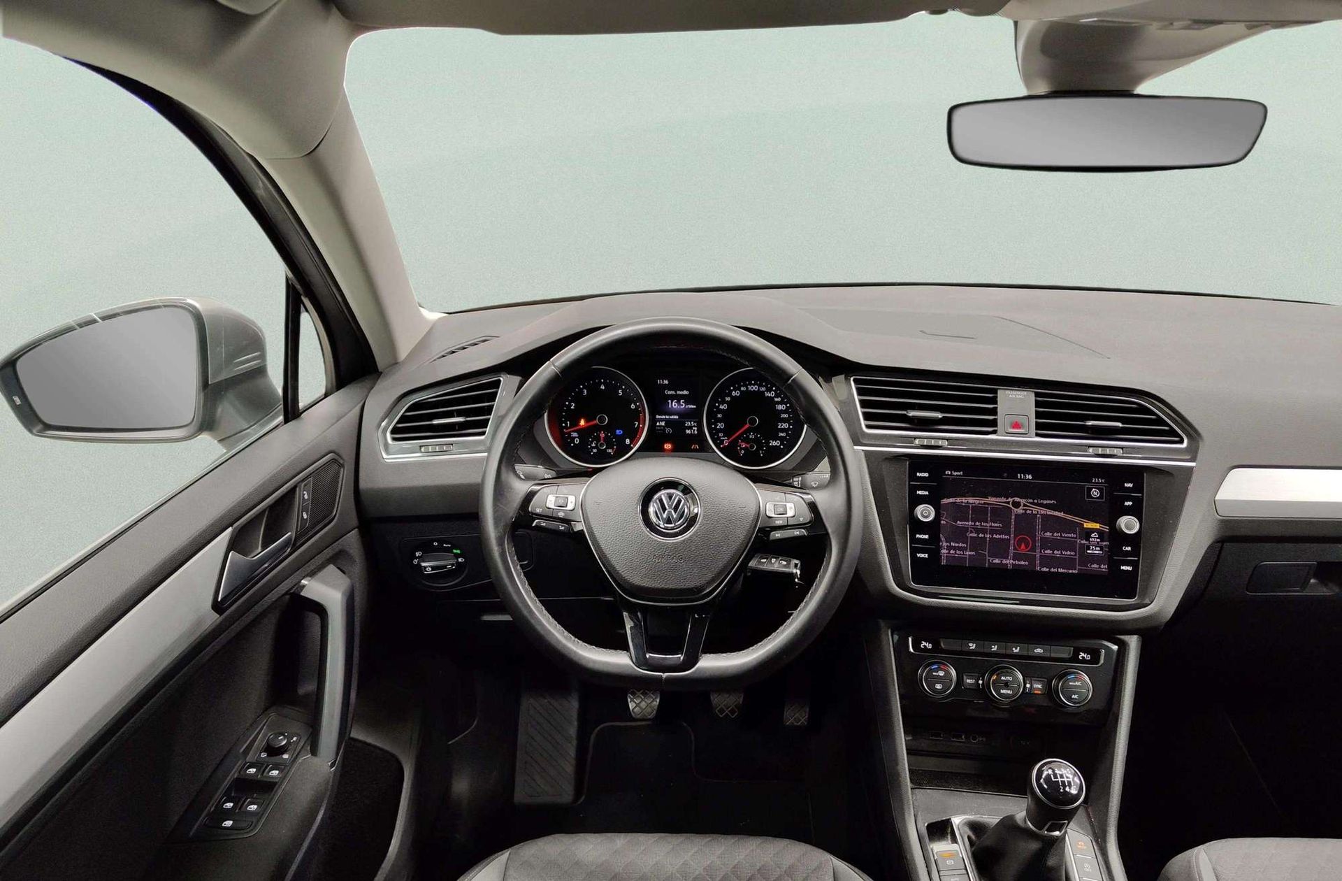 Volkswagen Tiguan Advance 1.5 TSI - foto 23