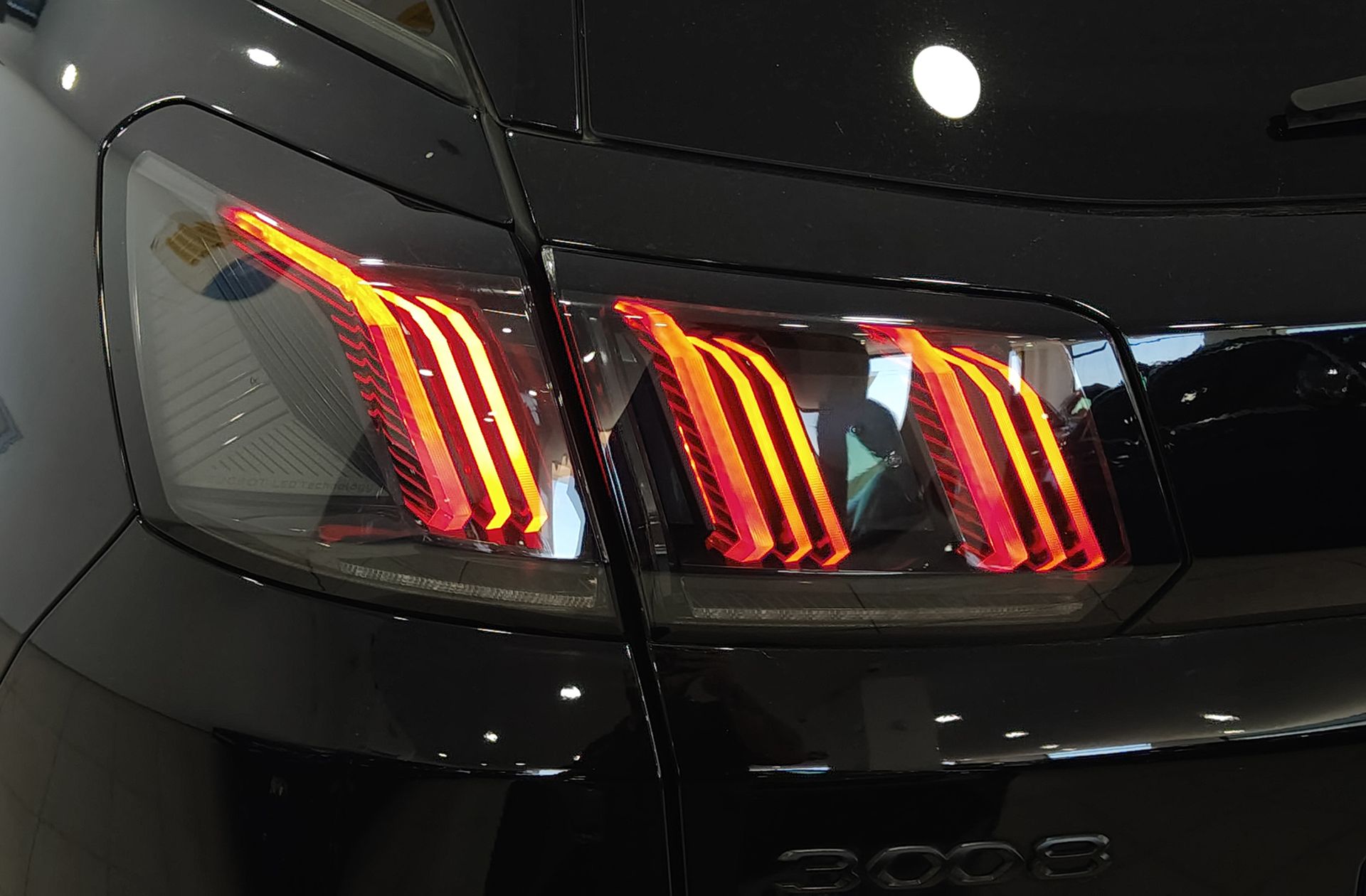 Peugeot 3008 BlueHDi 130 GT EAT8 - foto 18