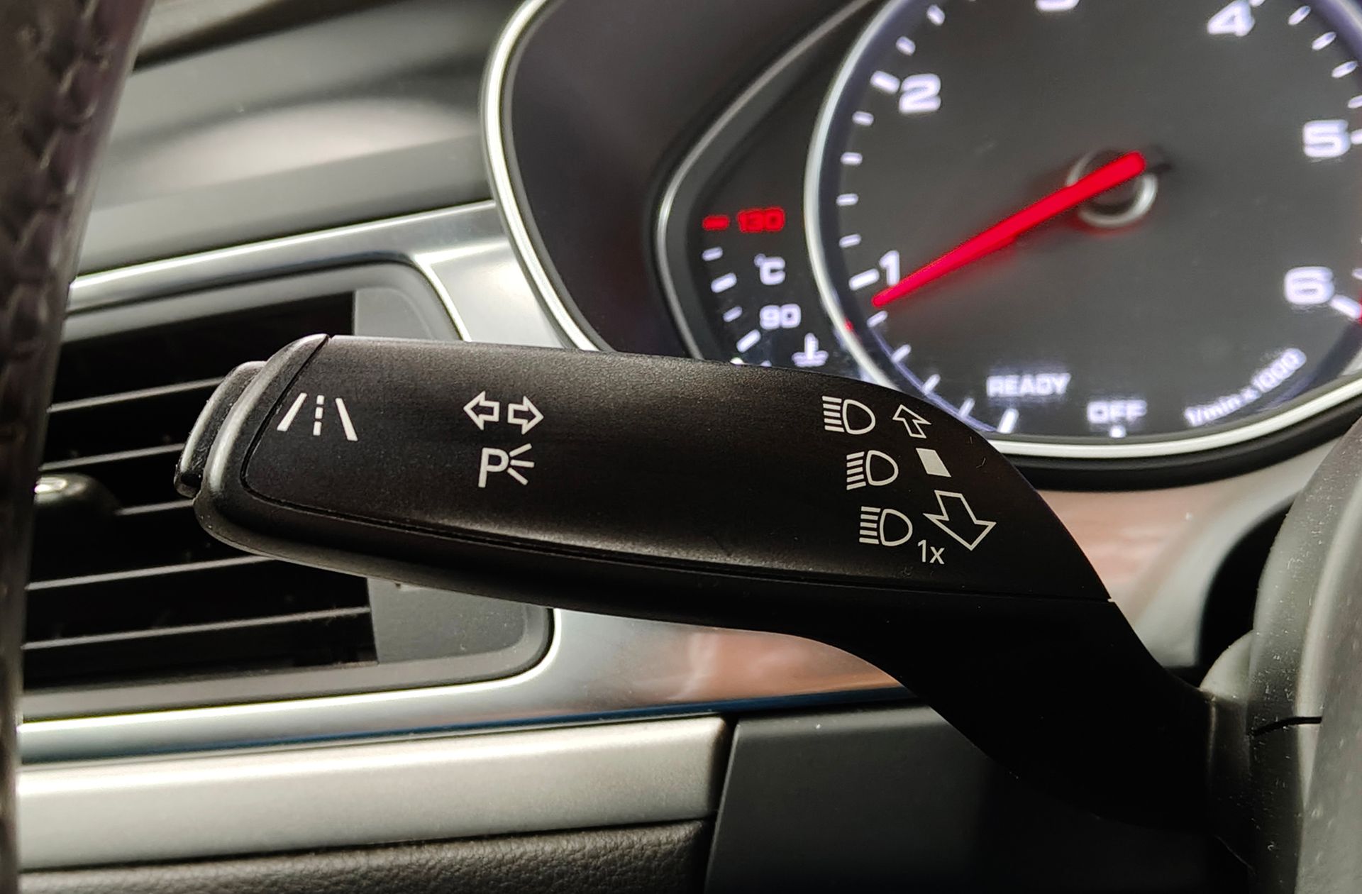 Audi A6 Avant 3.0 TDI quattro S tronic - foto 29