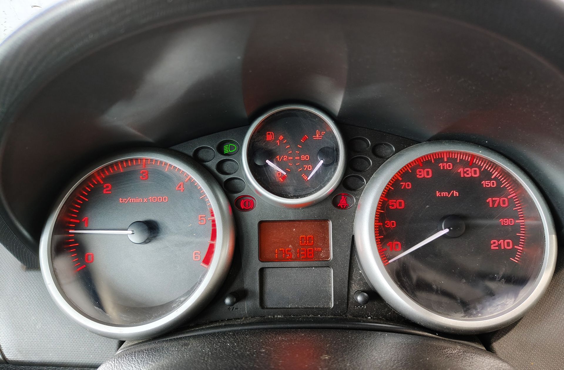 Peugeot 207 1.4 HDi Urban - foto 21