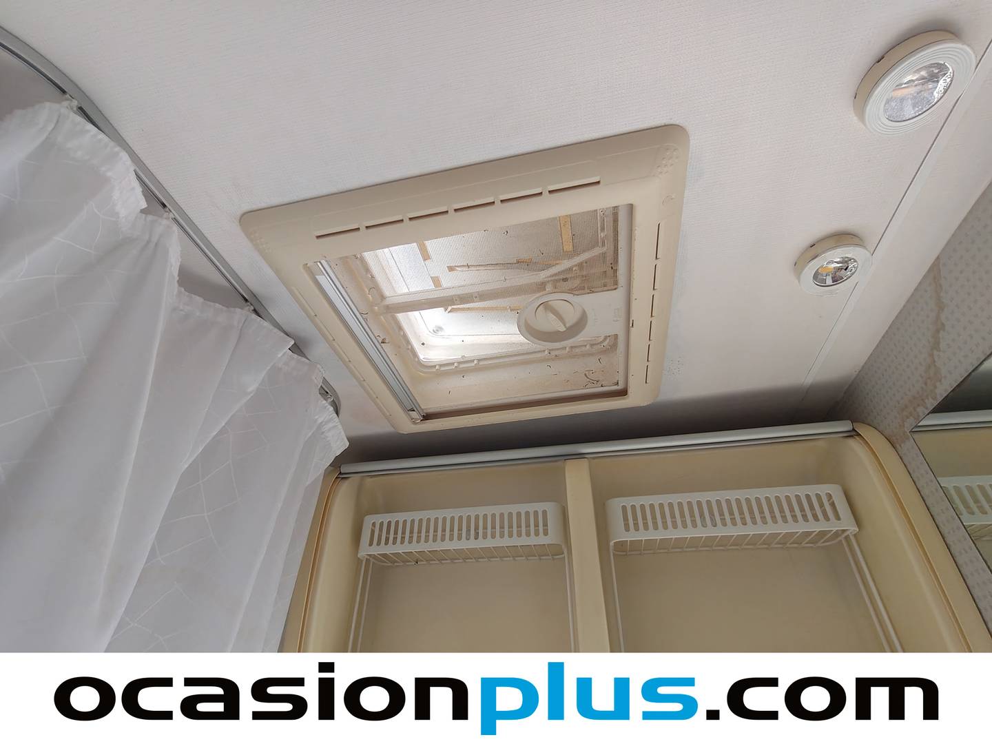 Foto Benimar ANTHUS Benimar ANTHUS 2.3 Diesel 5000 LF (110 CV) 4 Plazas