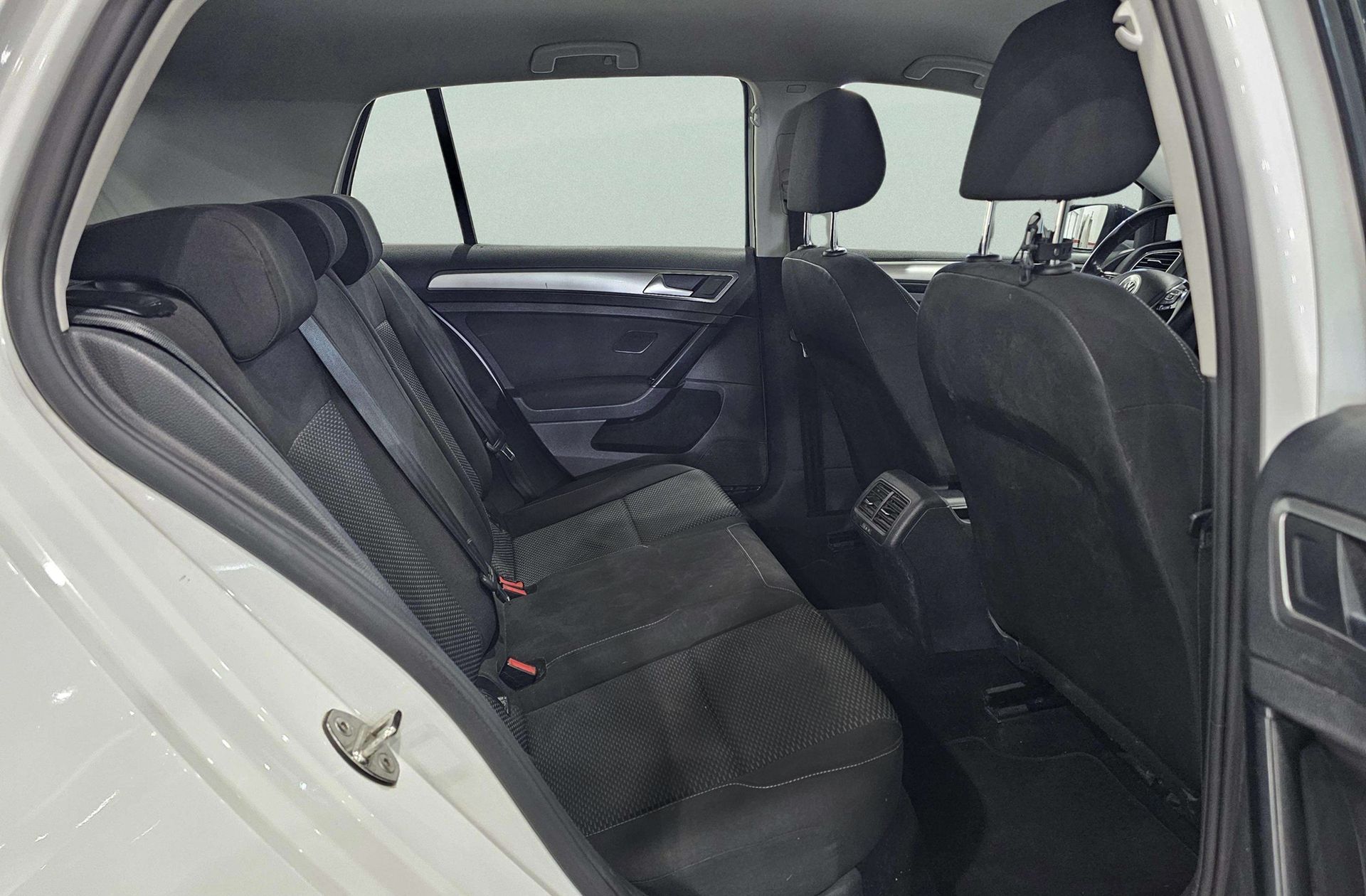 Volkswagen Golf Advance 1.6 TDI - foto 18