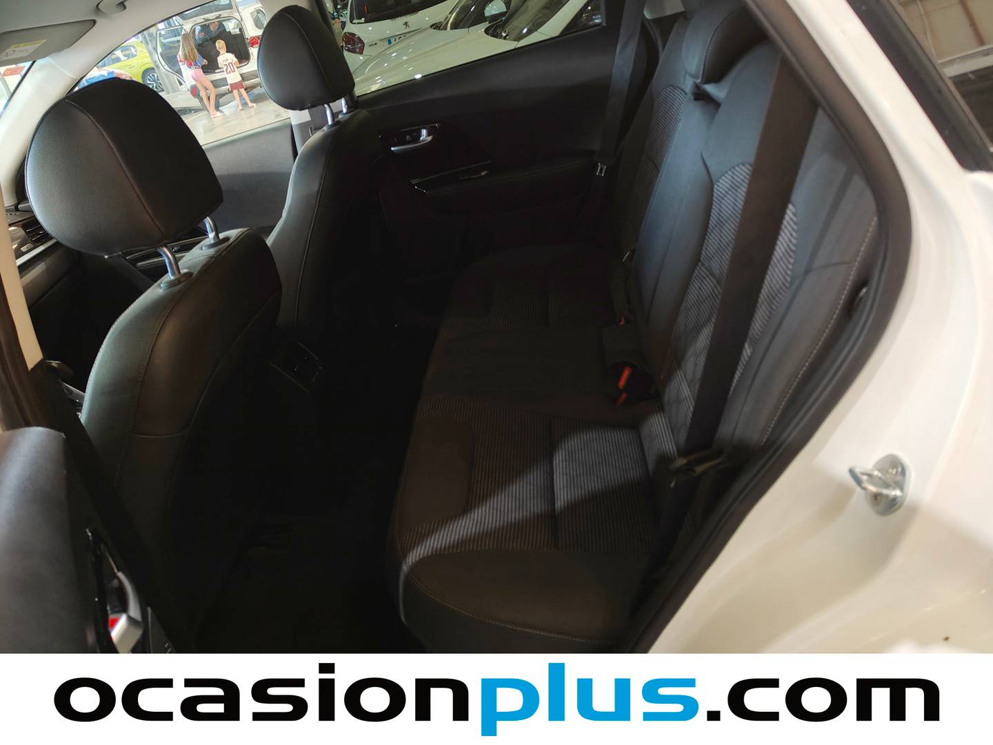 Foto asientos traseros KIA Niro KIA Niro 1.6 GDi HEV Híbrido Drive (141 CV)