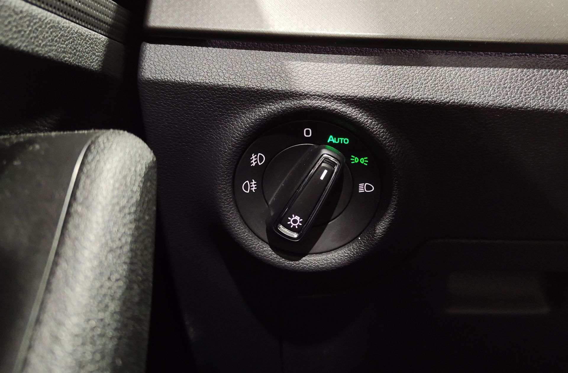 Škoda Kamiq 1.5 TSI Style - foto 24