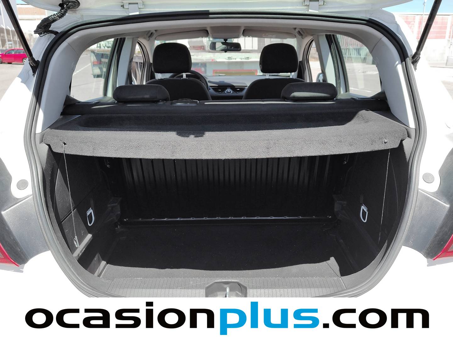 Fotos maletero Opel Corsa Opel Corsa 1.4 Expression  (75 CV)