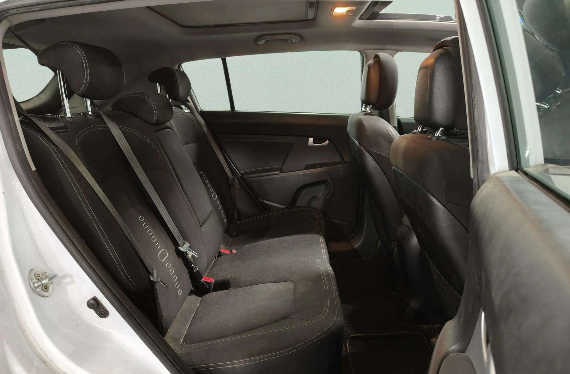 Kia Sportage 1.6 GDI Drive 4x2 - foto 17