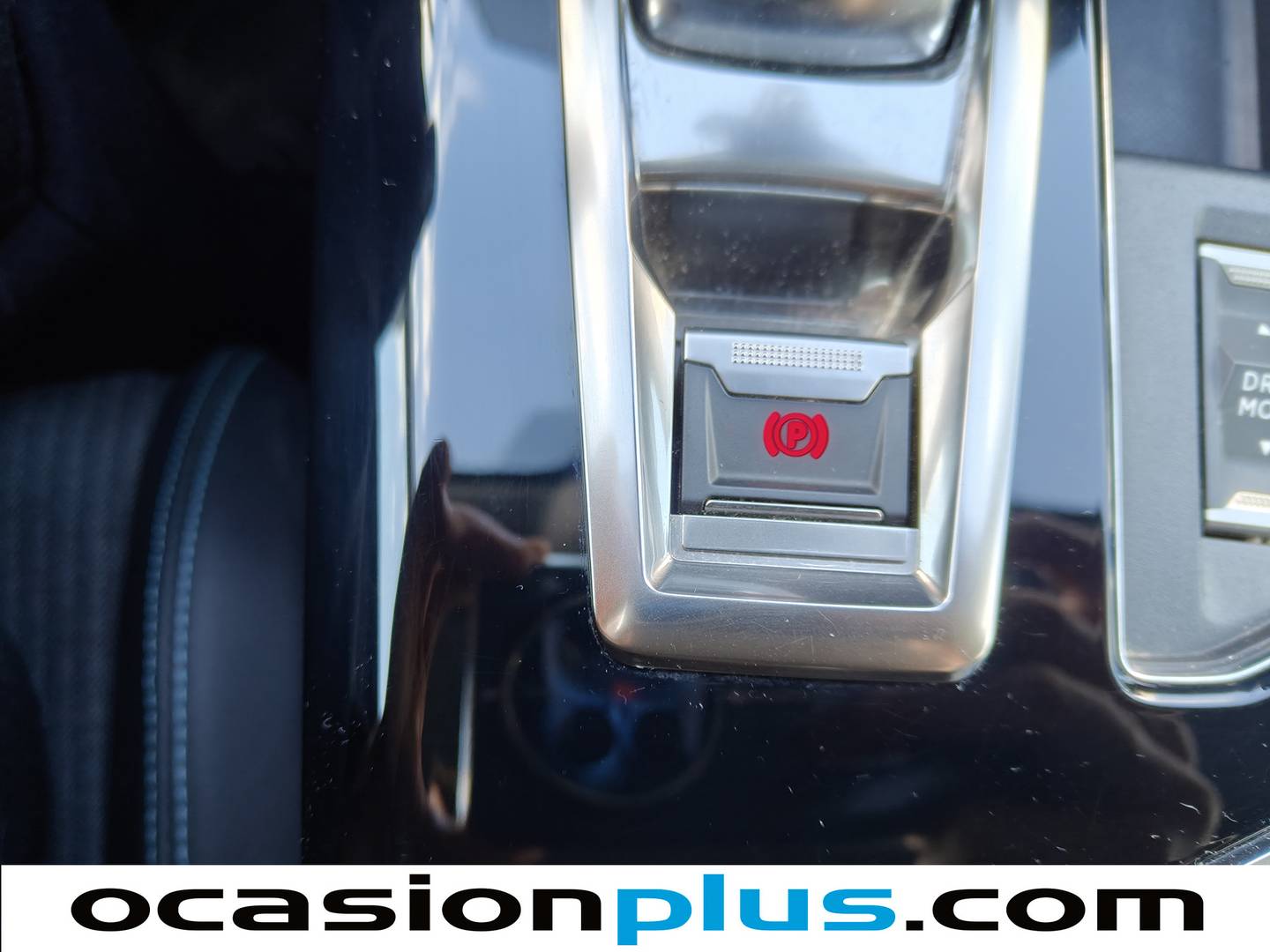 Foto Peugeot 5008 Peugeot 5008 PureTech 130 S&S Allure Pack EAT8  (130 CV)