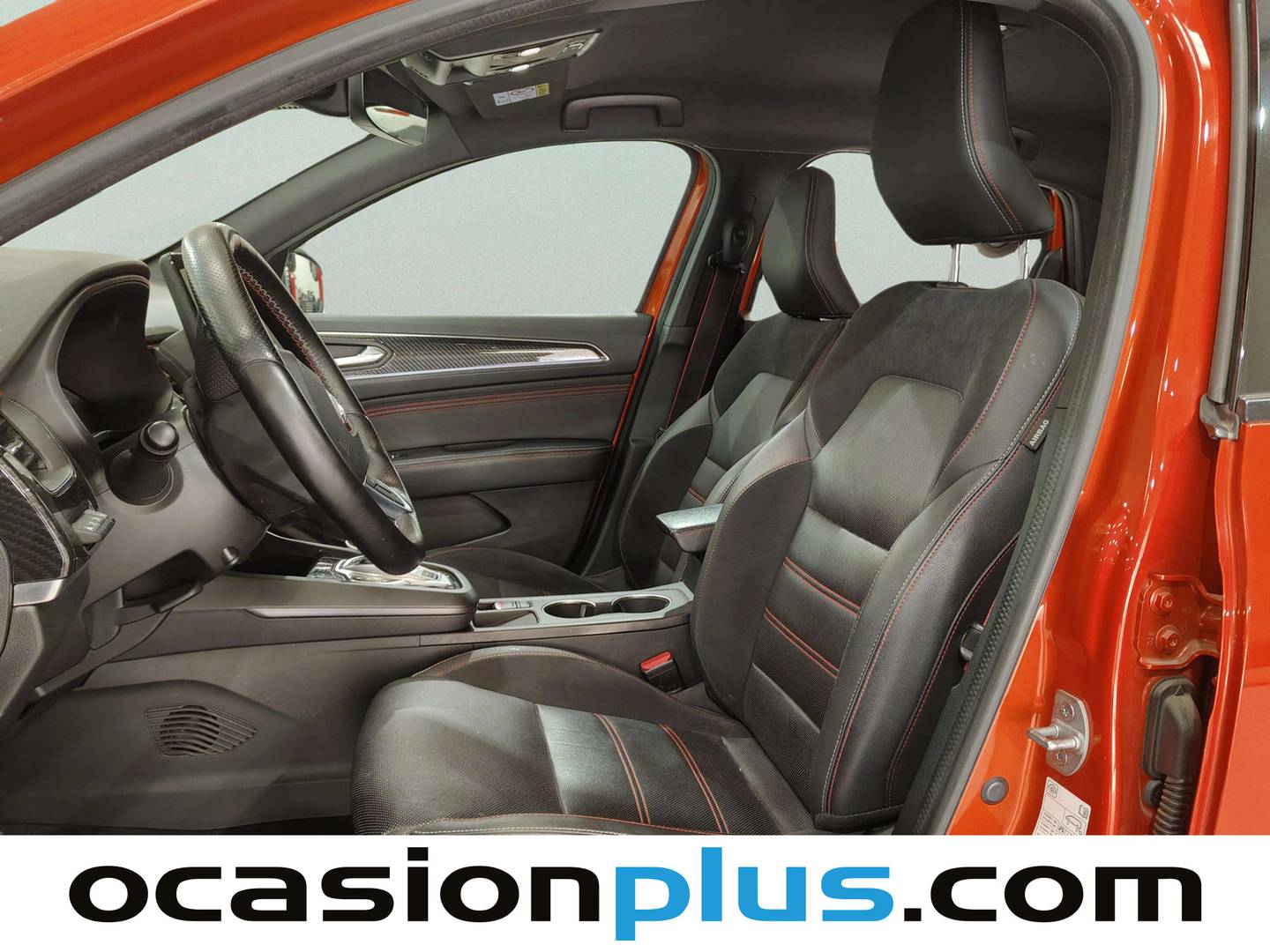 Foto asientos delanteros Renault Arkana Renault Arkana RS Line E-Tech Híbrido (145 CV)