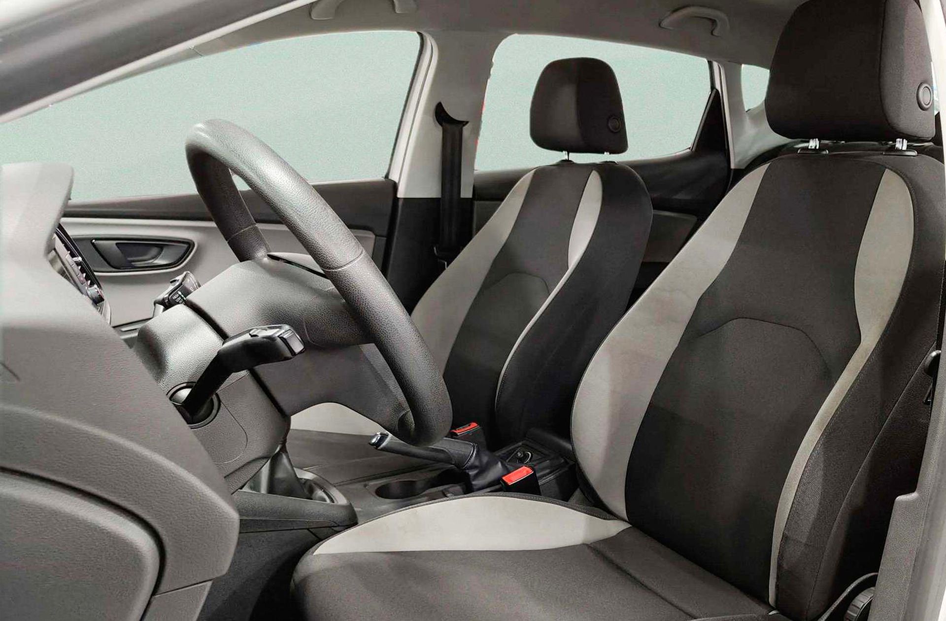 SEAT León 1.6 TDI Reference - foto 8