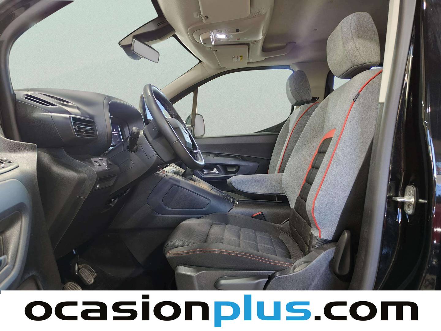 Foto asientos delanteros Citroën Berlingo Citroën Berlingo BlueHDi 130 S&S Talla M Max (130 CV)