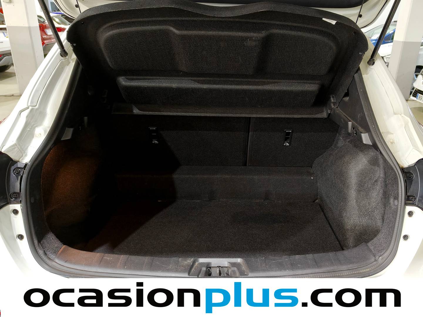 Fotos maletero Nissan QASHQAI Nissan Qashqai dCi 115 Acenta DCT  (115 CV)