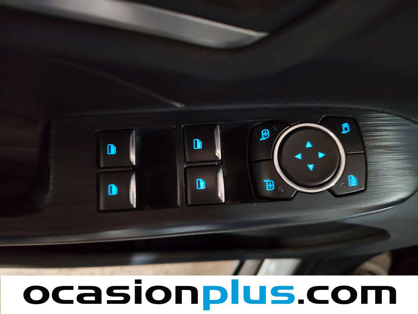 Foto Ford Kuga Ford Kuga 1.5 EcoBlue Titanium (120 CV)