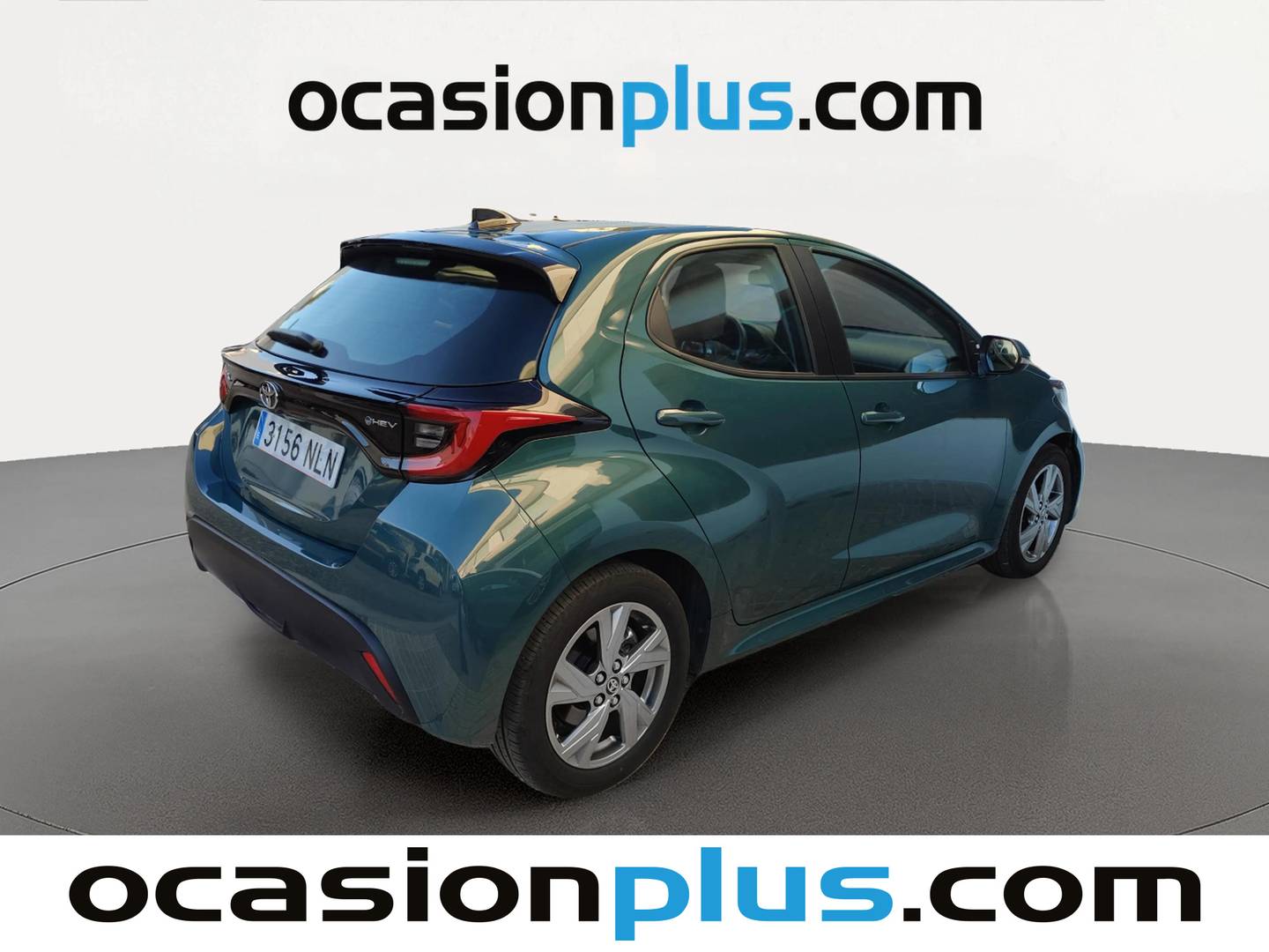Foto trasera Toyota Yaris Toyota Yaris 120H Active Plus (116 CV) derecha