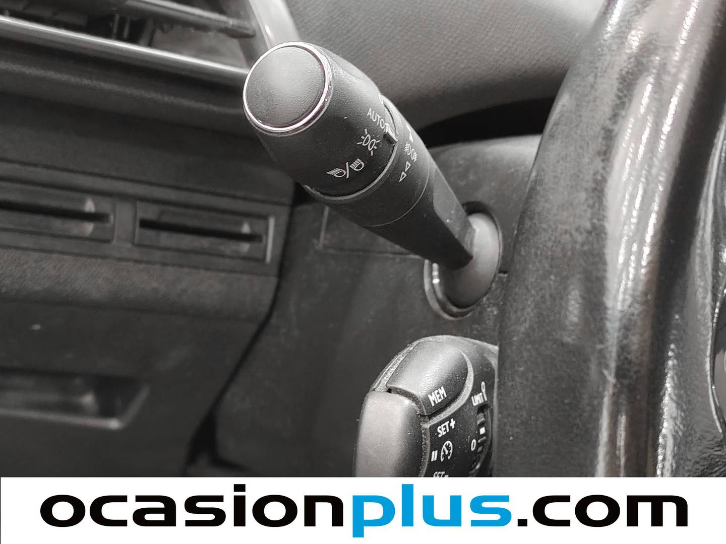 Foto Peugeot 3008 Peugeot 3008 BlueHDI 120 S&S Allure (120 CV)