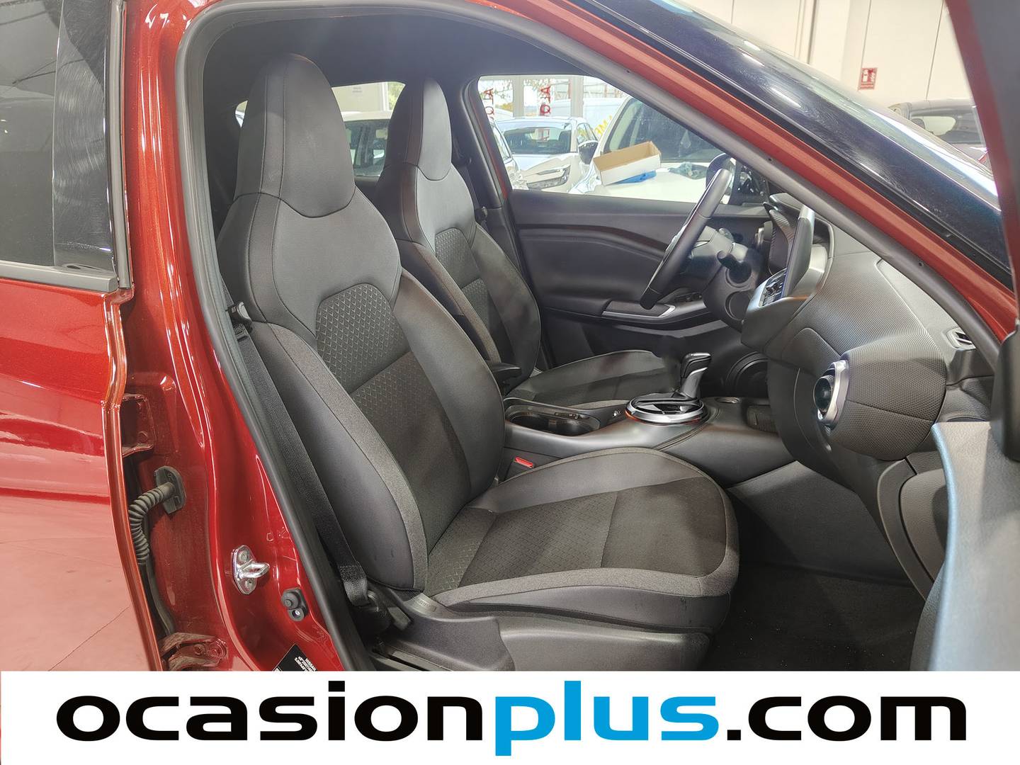 Foto Nissan JUKE Nissan Juke DIG-T N-Connecta 4x2 DCT (114 CV)