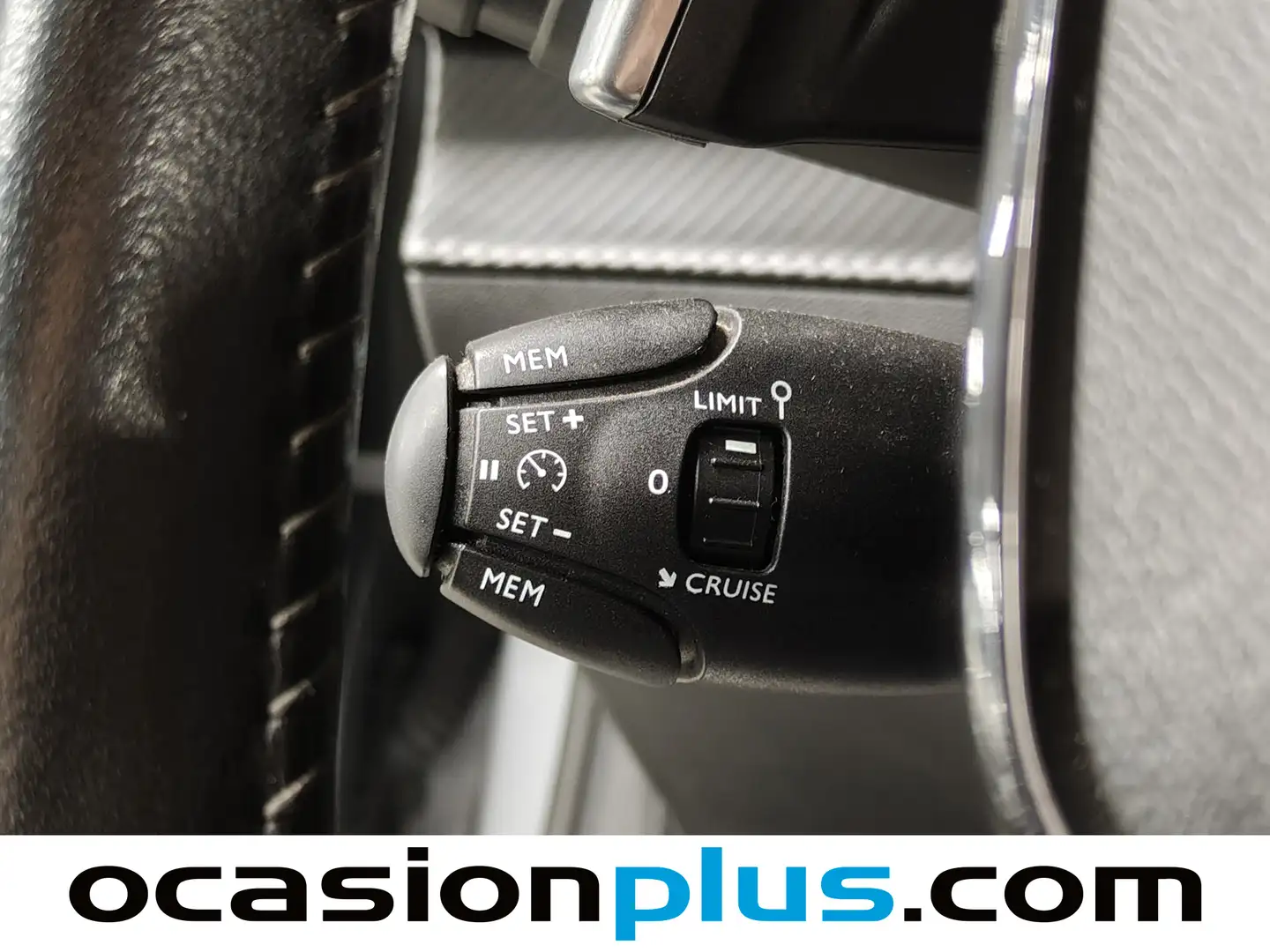 Foto Peugeot 208 Peugeot 208 PureTech 130 S&S Allure EAT8 (130 CV)