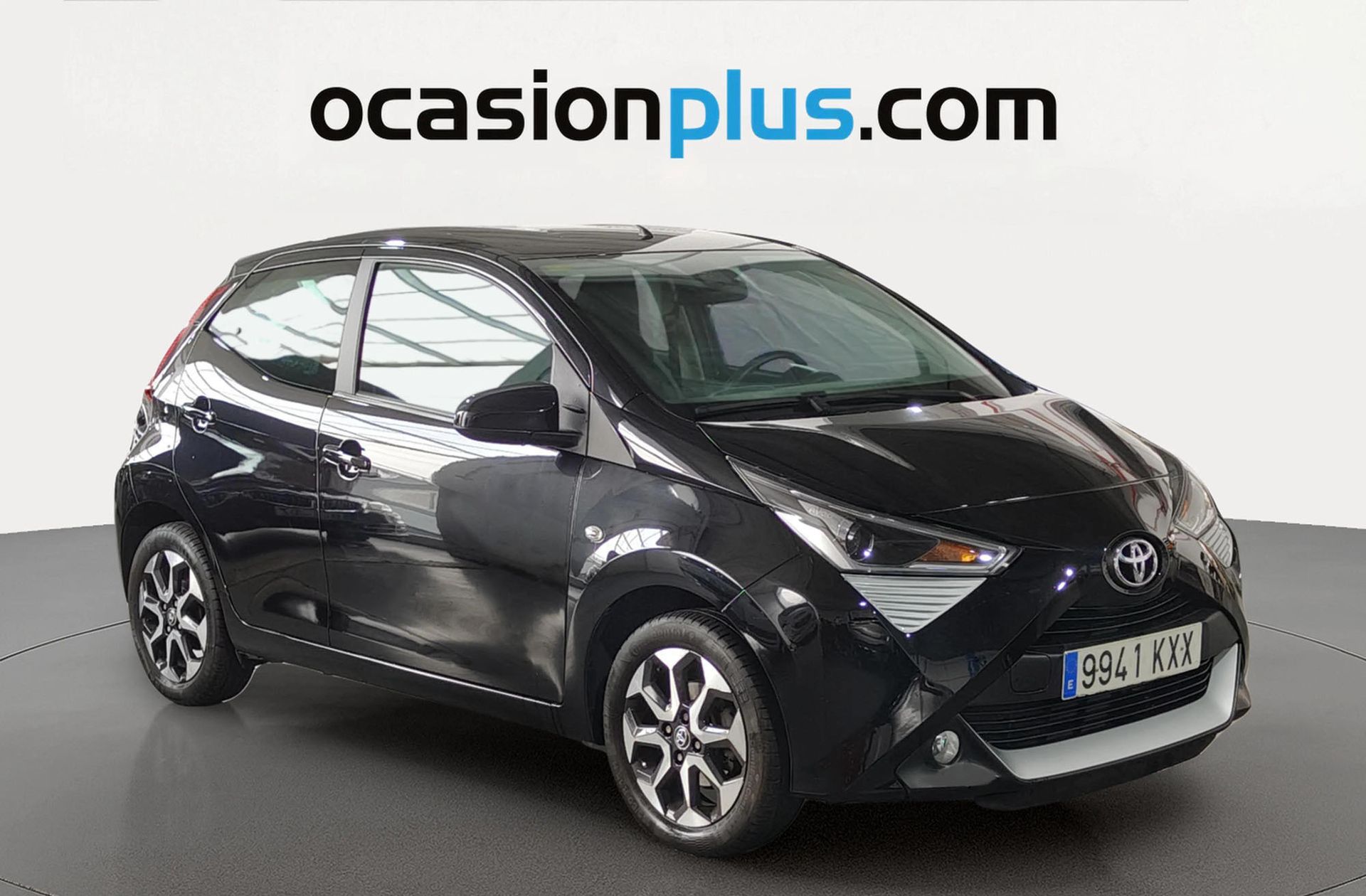 Toyota Aygo 1.0 70 x-play - foto 2