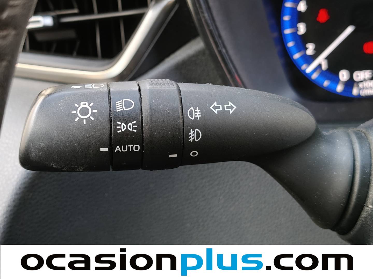 Accesorios del Toyota Corolla Toyota Corolla Touring Sports 125H Active Tech E-CVT (122 CV)