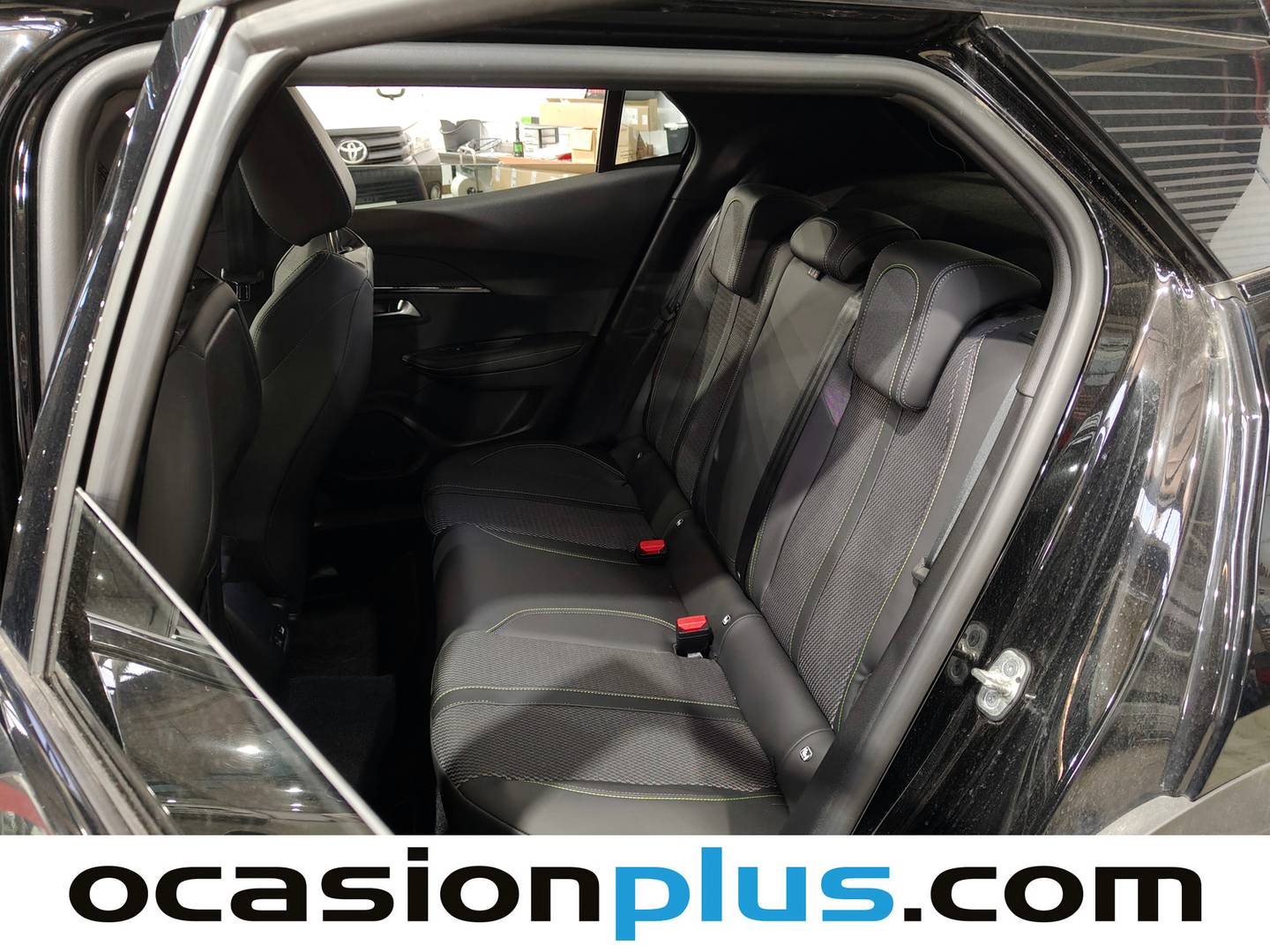 Foto asientos traseros Peugeot 2008 Peugeot 2008 PureTech 130 S&S GT EAT8 (130 CV)