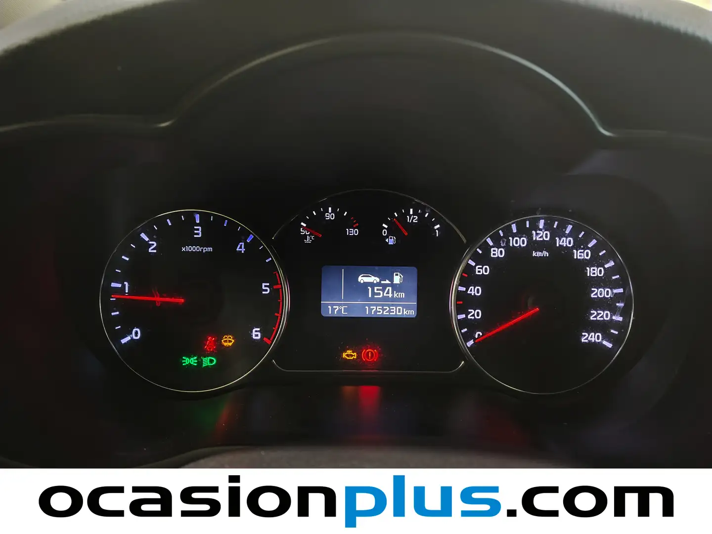 Foto KIA Carens Kia Carens 1.7 CRDi VGT Eco-Dynam x-Tech (115 CV)