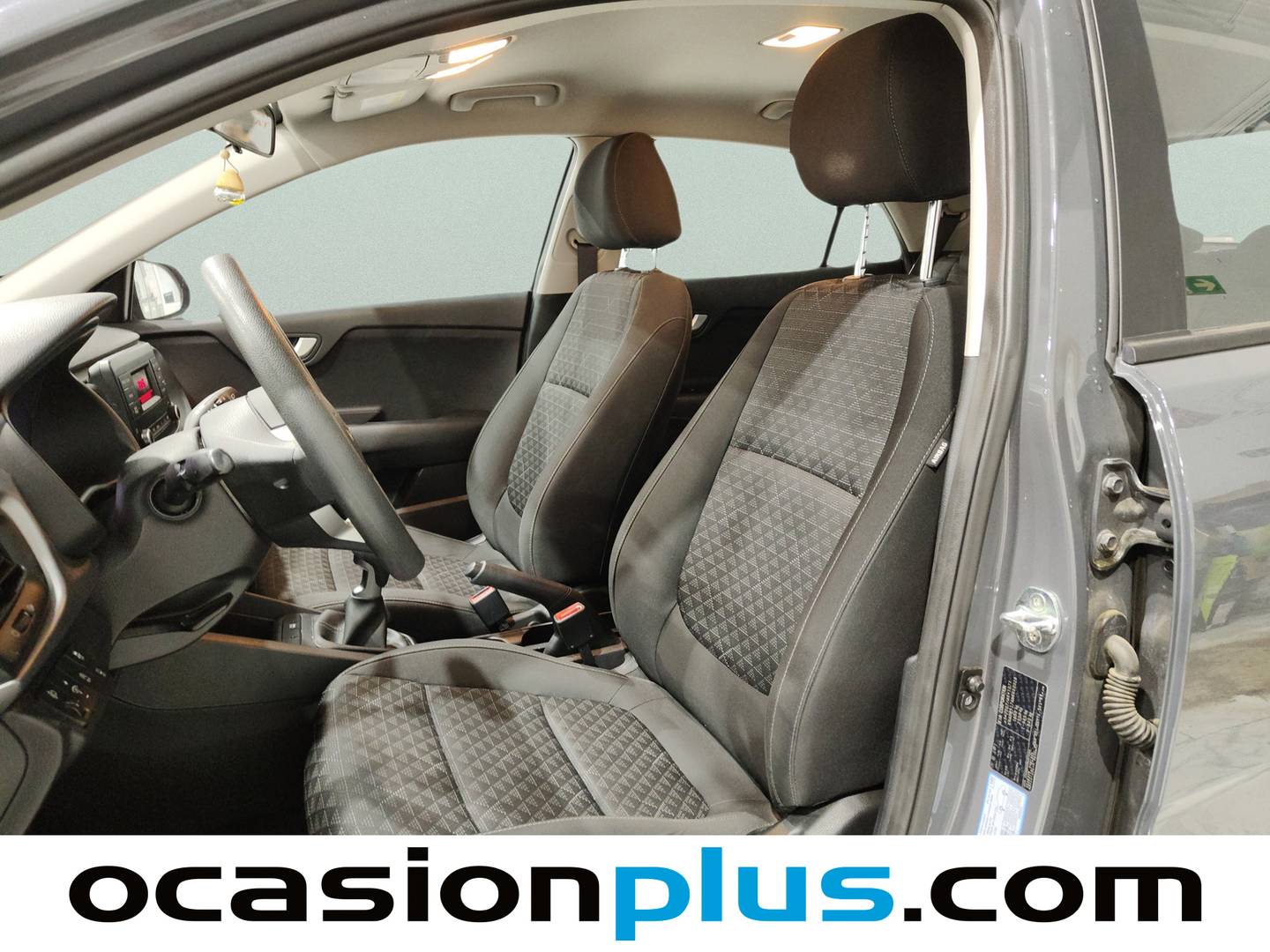 Foto KIA Rio Kia Rio 1.0 T-GDi MHEV iMT Concept (100 CV)