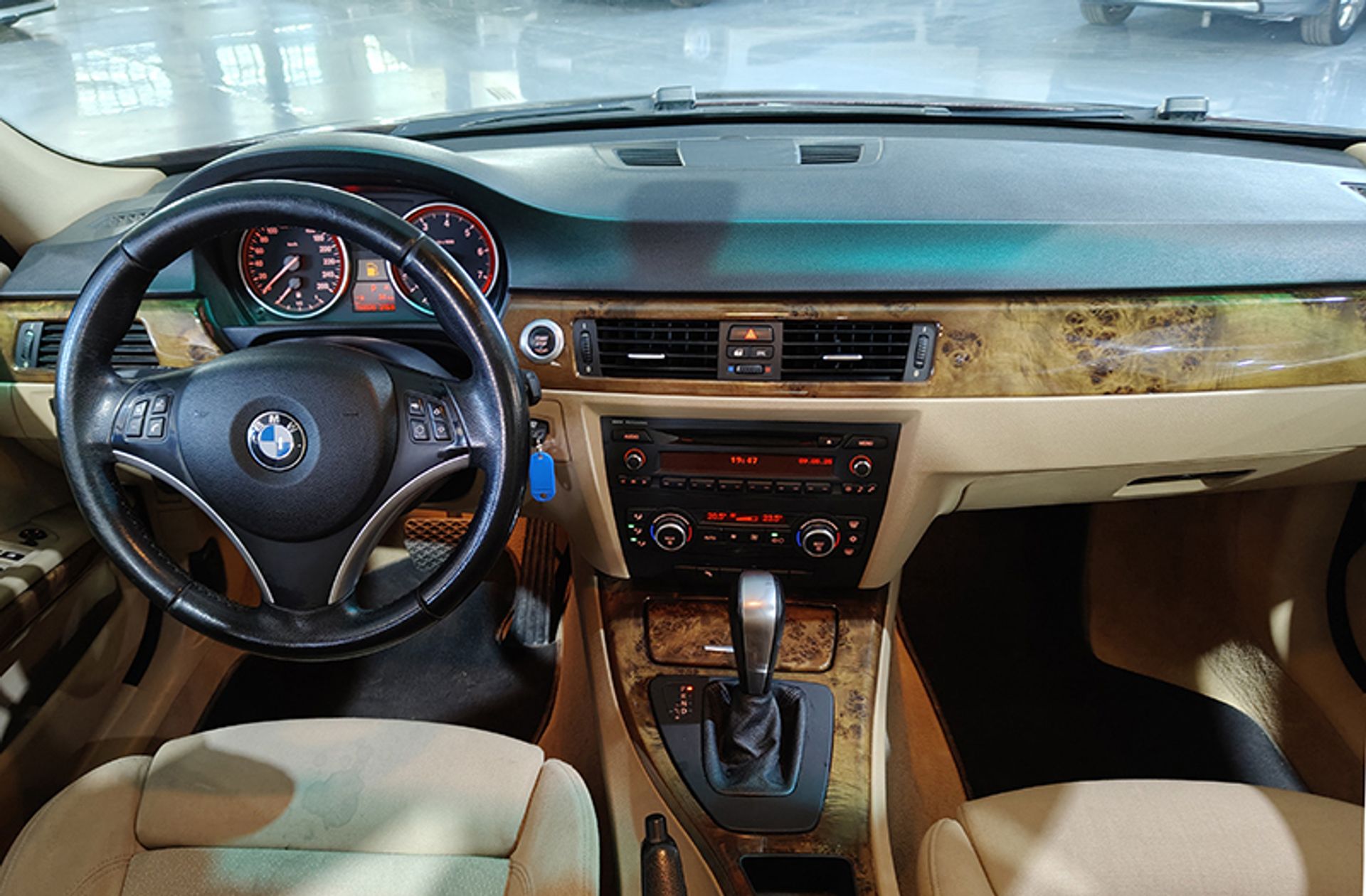 BMW Serie 3 330xi - foto 6