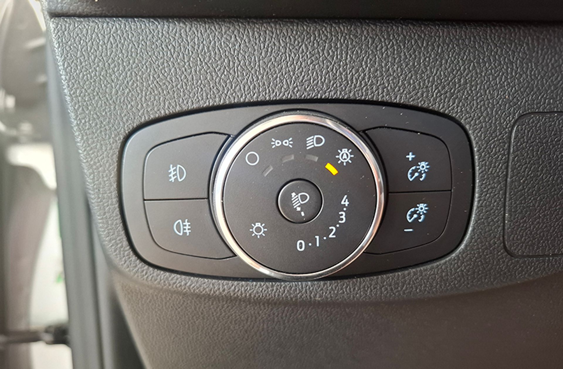 Ford Focus 1.0 EcoBoost MHEV ST-Line - foto 22