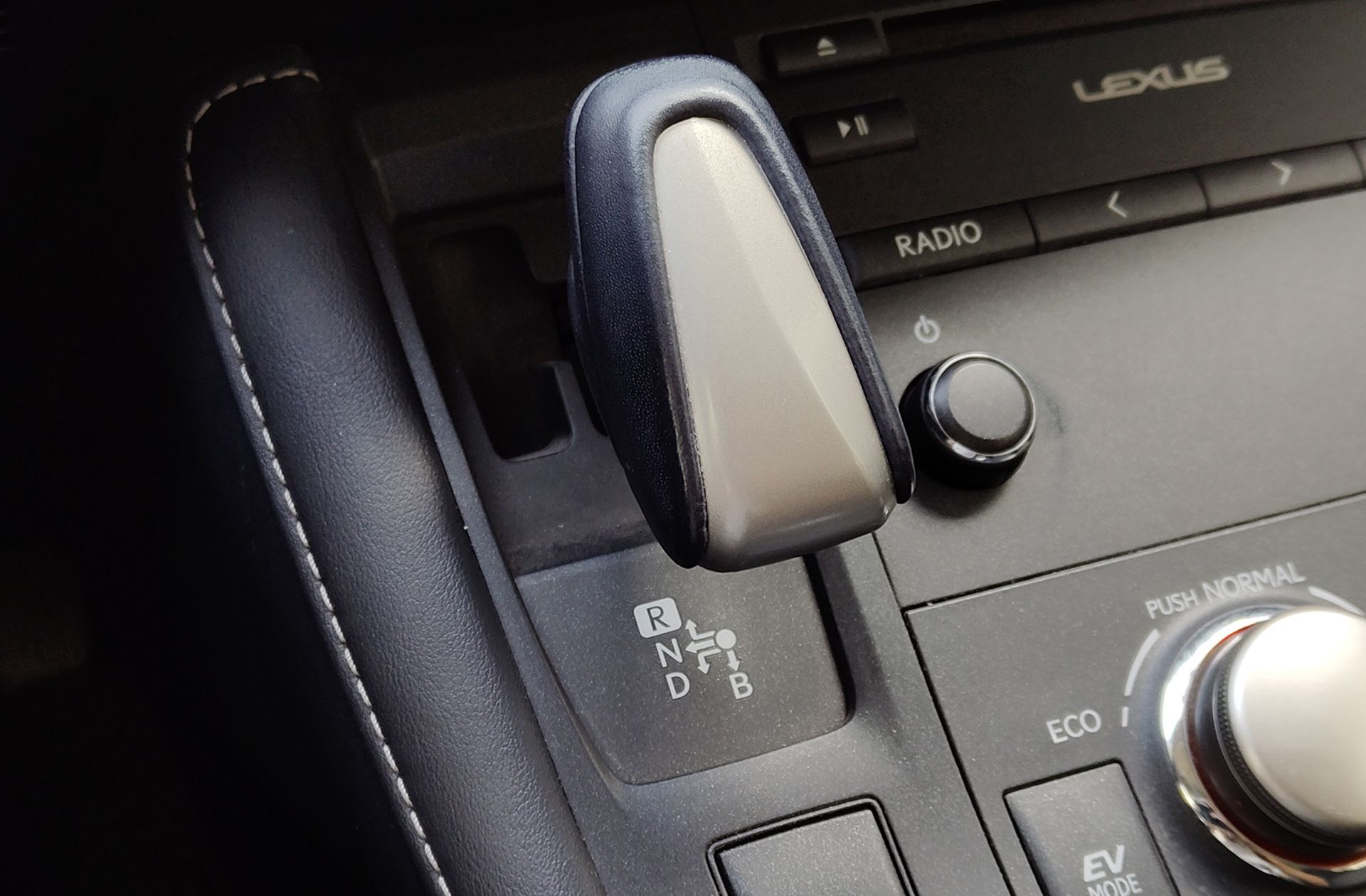 Lexus CT 200h Business - foto 5