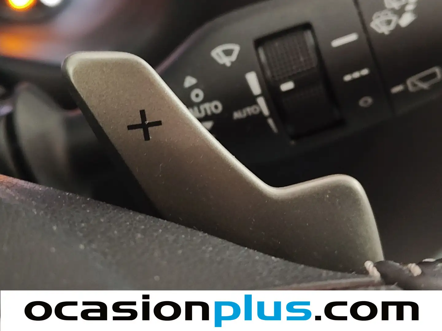 Foto Lexus NX Lexus NX 300h Premium 2WD (197 CV)