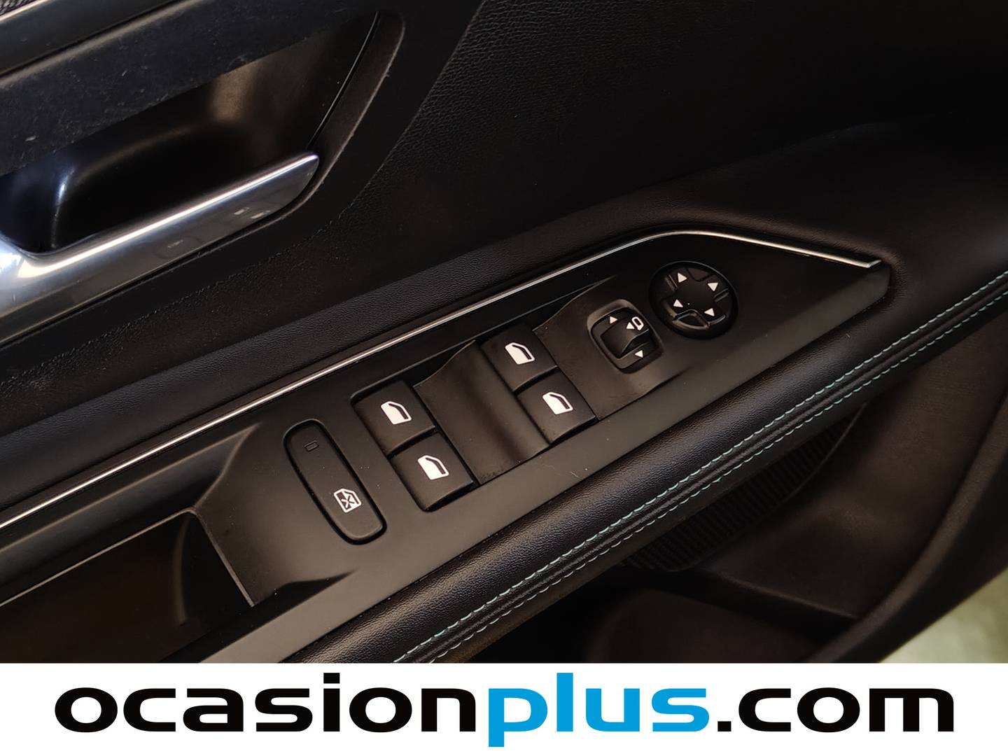 Foto Peugeot 5008 Peugeot 5008 PureTech 130 S&S Allure Pack EAT8 (130 CV) 7 Plazas