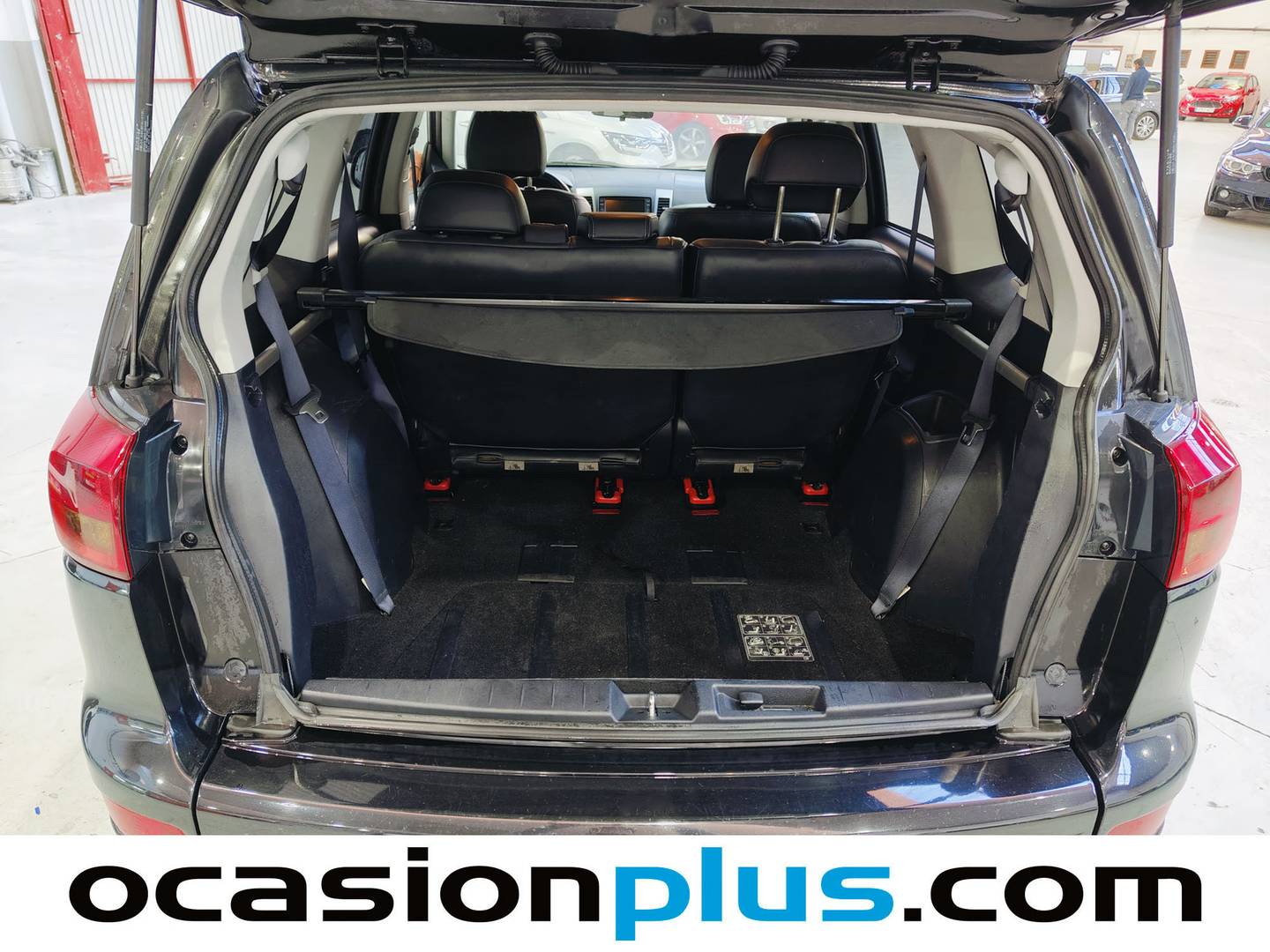 Foto Peugeot 4007 Peugeot 4007 2.2 HDI Sport Pack DCS (156 CV) 7 Plazas siete plazas