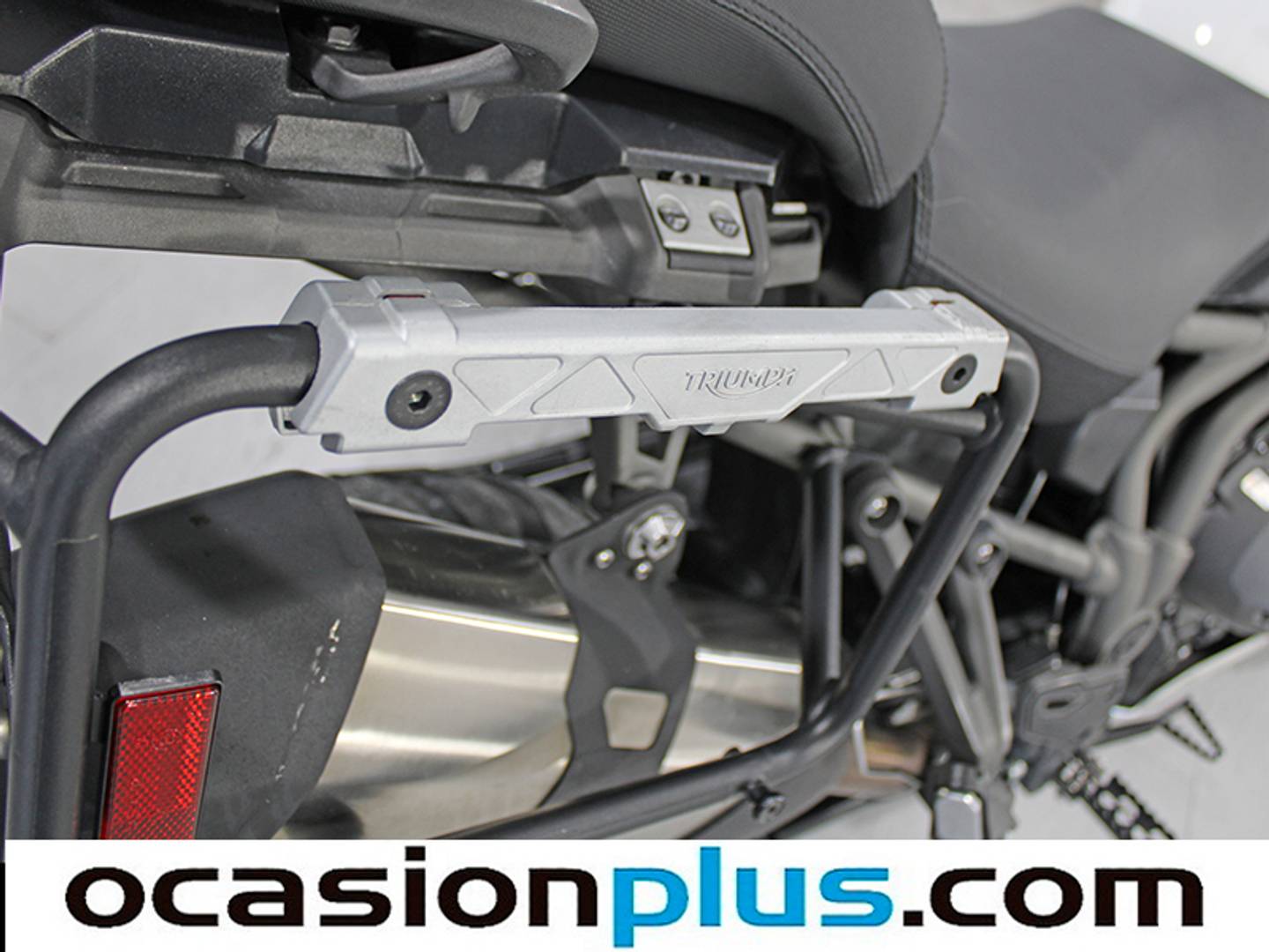Triumph Tiger Explorer 1200 XCX LRH Triumph Tiger Explorer 1200 XCX LRH Tiger Explorer 1200 XCX LRH manual