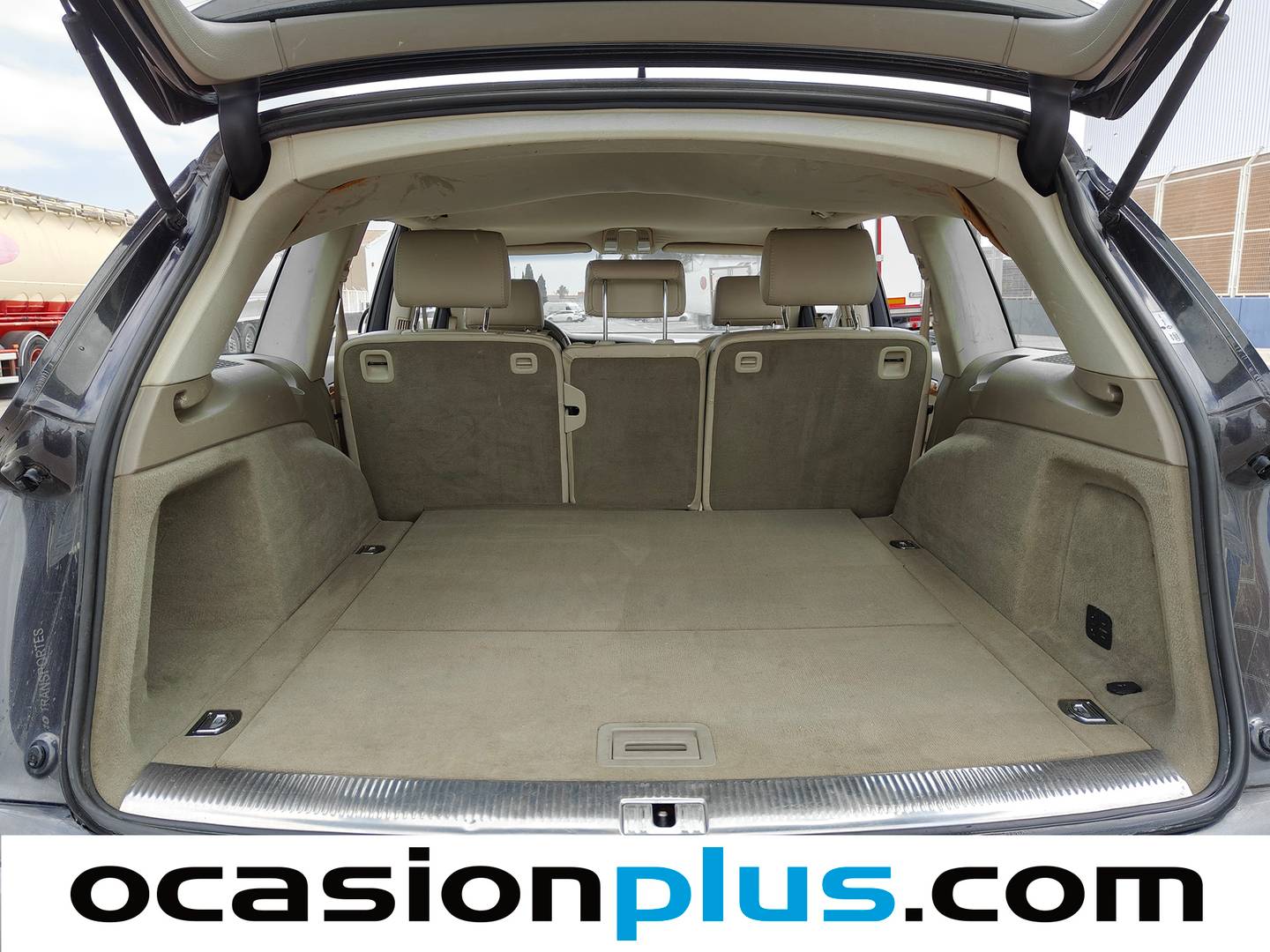 Fotos maletero Audi Q7 Audi Q7 3.0 TDI quattro tiptronic (211 CV)